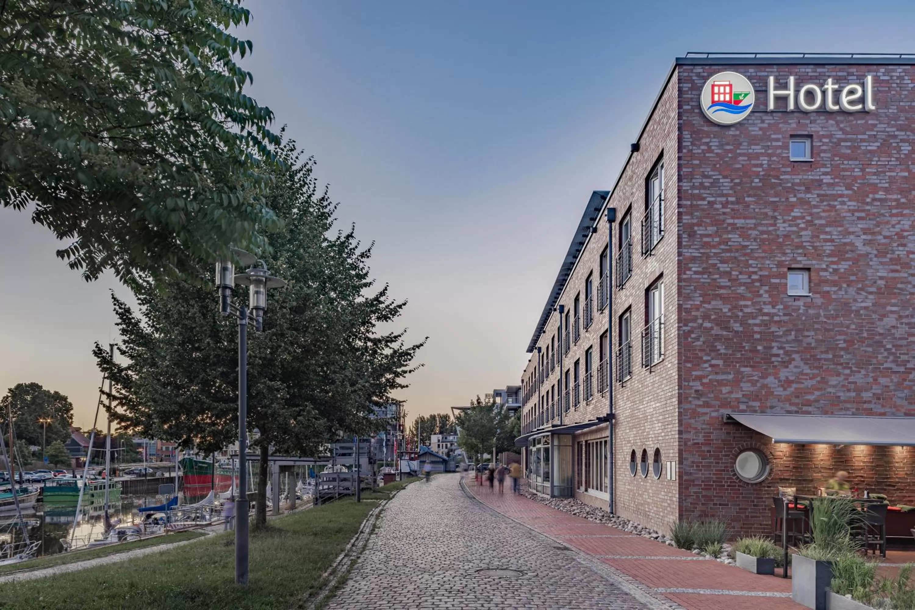 Property building in Hotel Stadthafen Stade