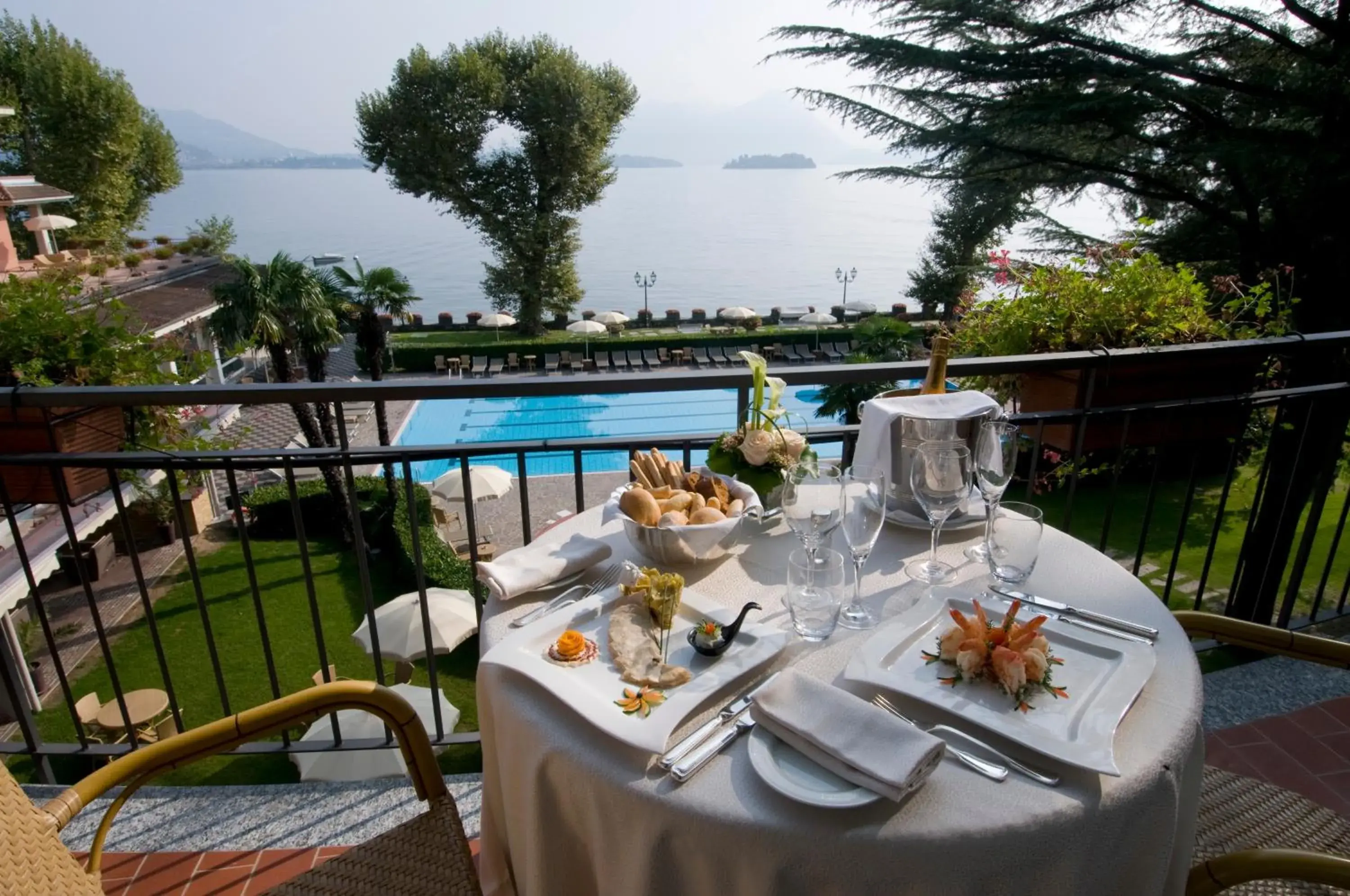 Balcony/Terrace, Restaurant/Places to Eat in Grand Hotel Dino