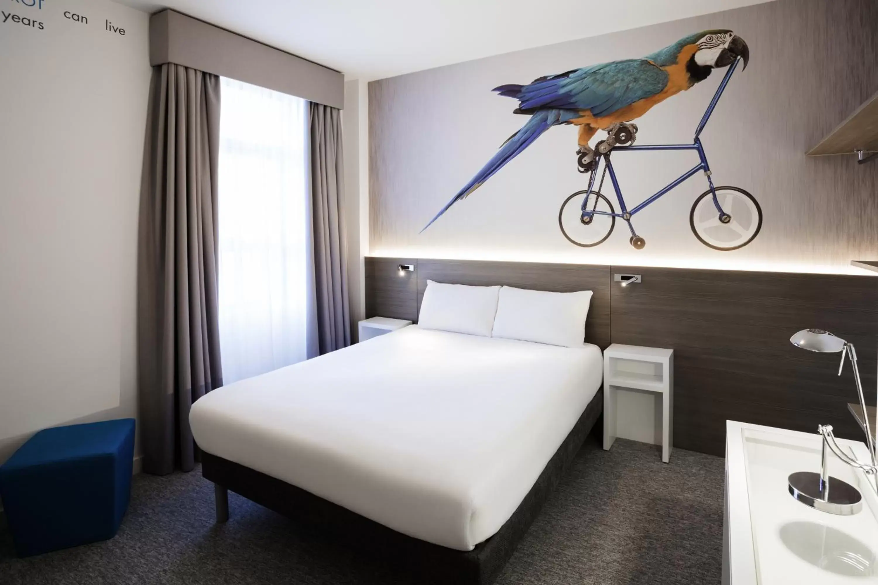 Double Room in Heeton Concept Hotel - Kensington London