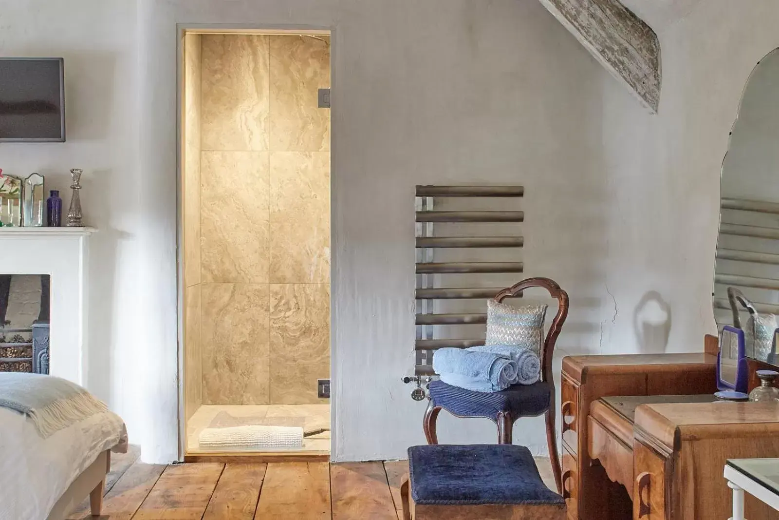 Bathroom, Seating Area in Cherry tree farm B and B