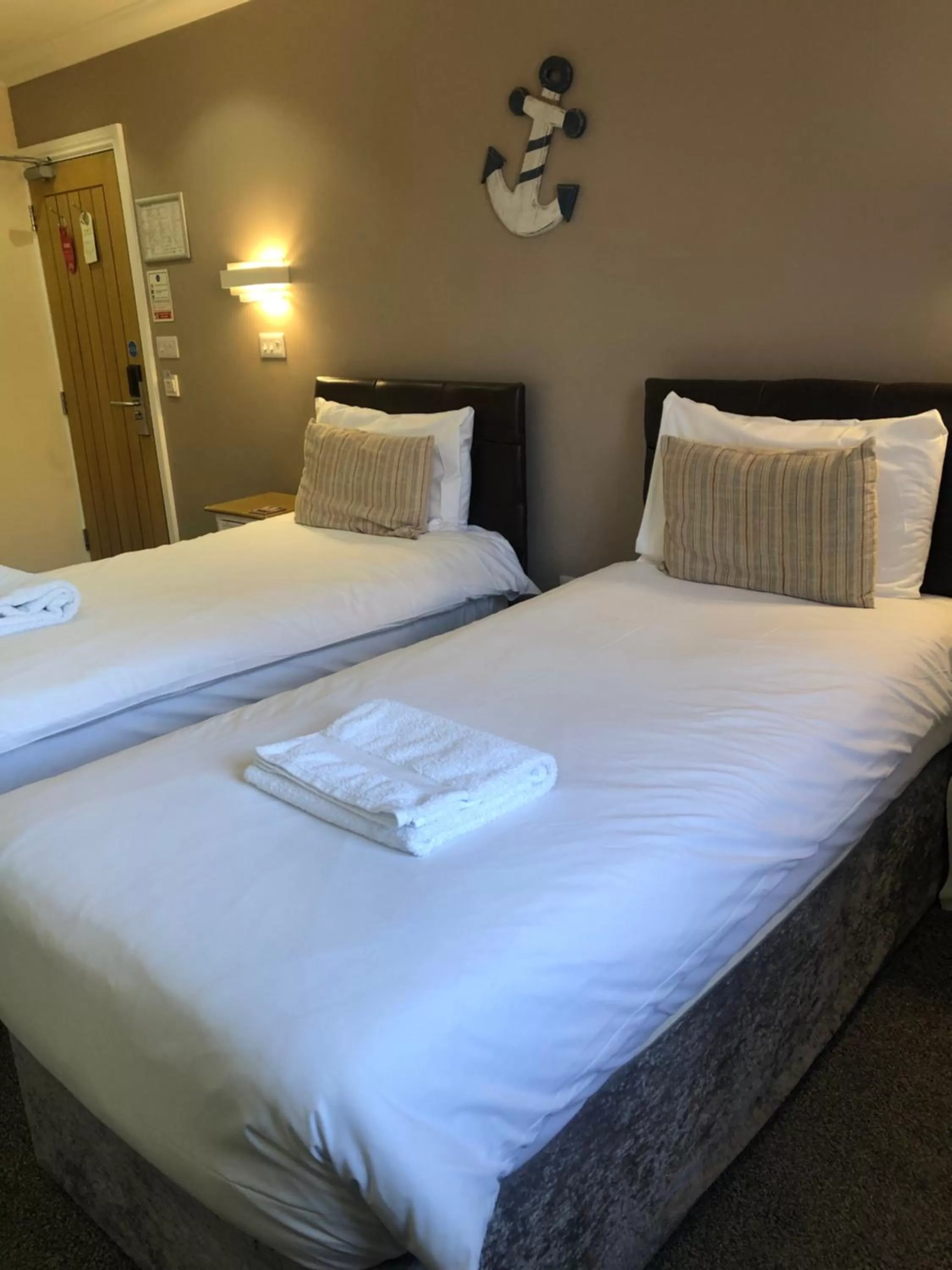 Bed in Queen Phillippa