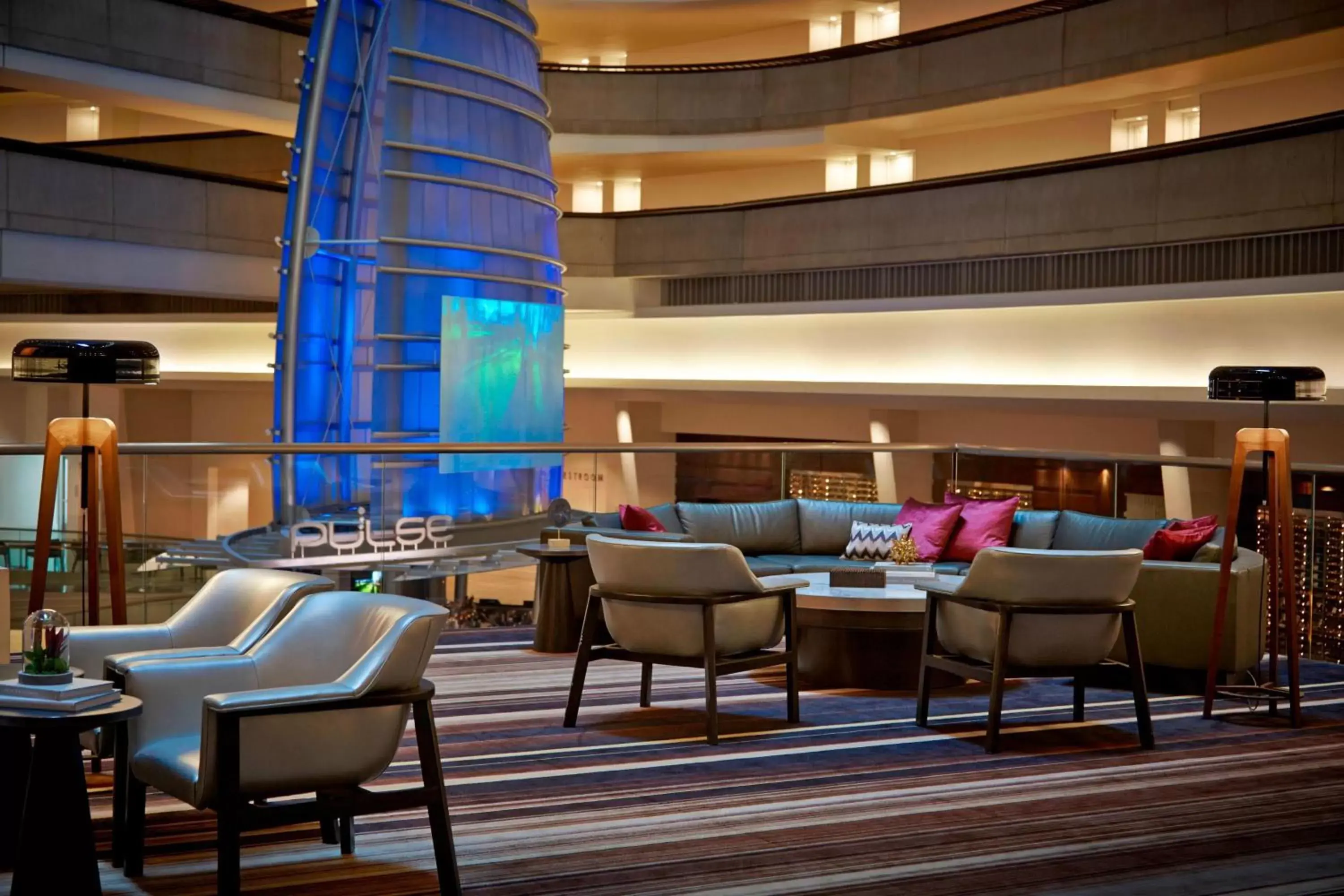 Restaurant/places to eat, Lounge/Bar in Atlanta Marriott Marquis