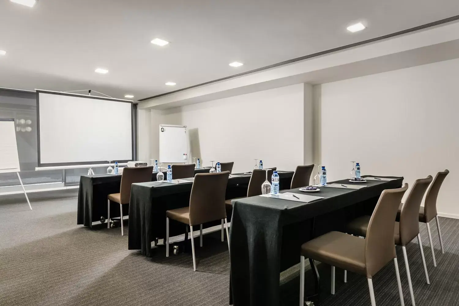 Meeting/conference room in Ikonik Lex