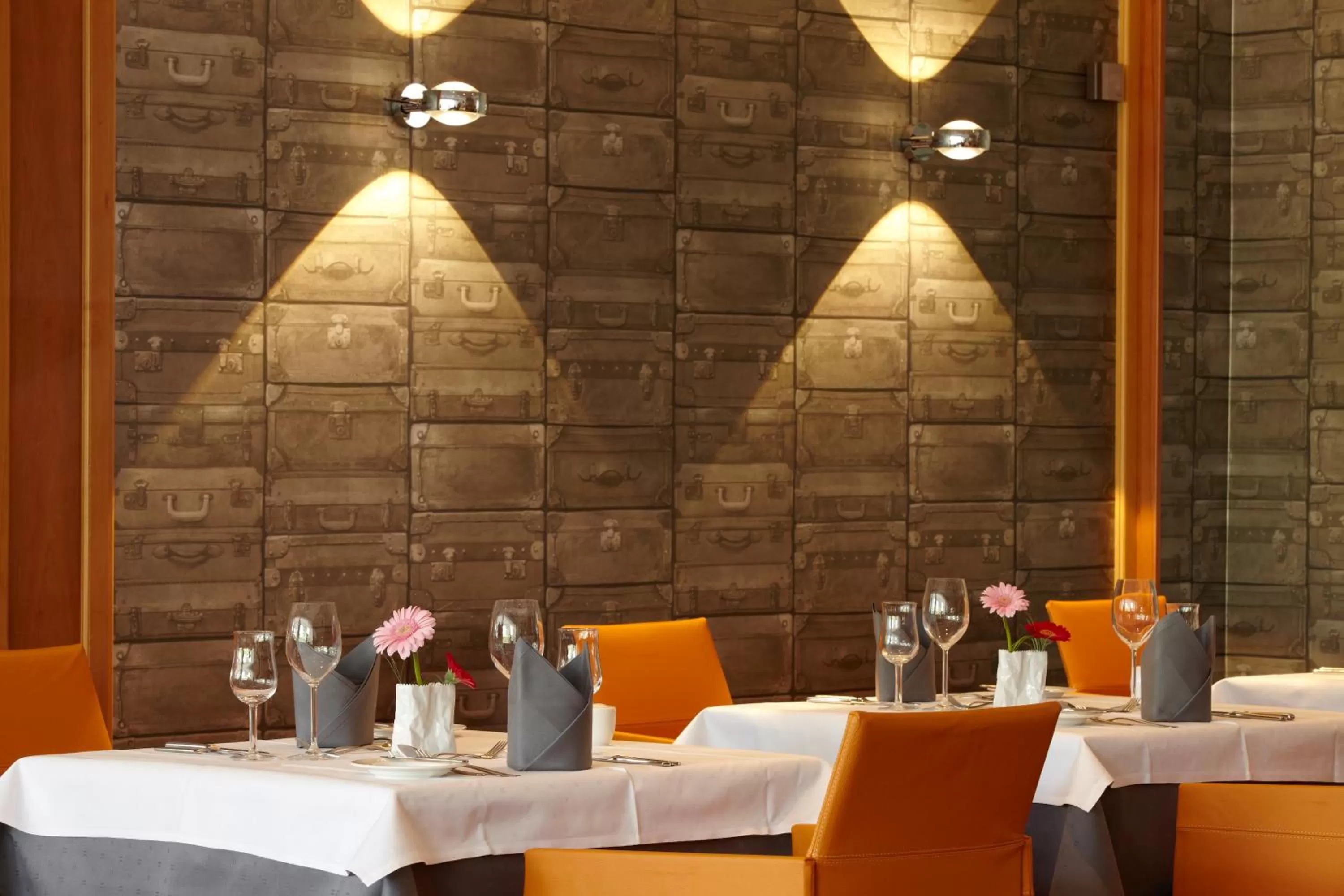 Restaurant/places to eat in Parkhotel Weiskirchen