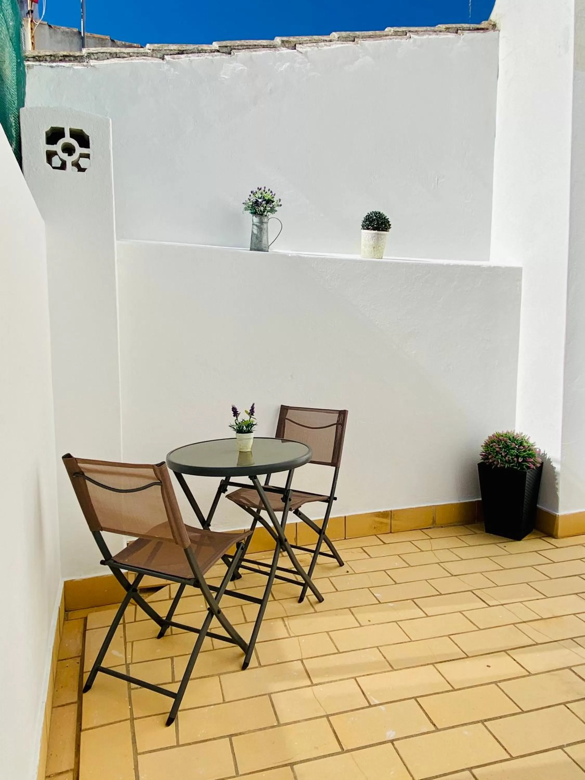 Patio in Stay on Top Old Town