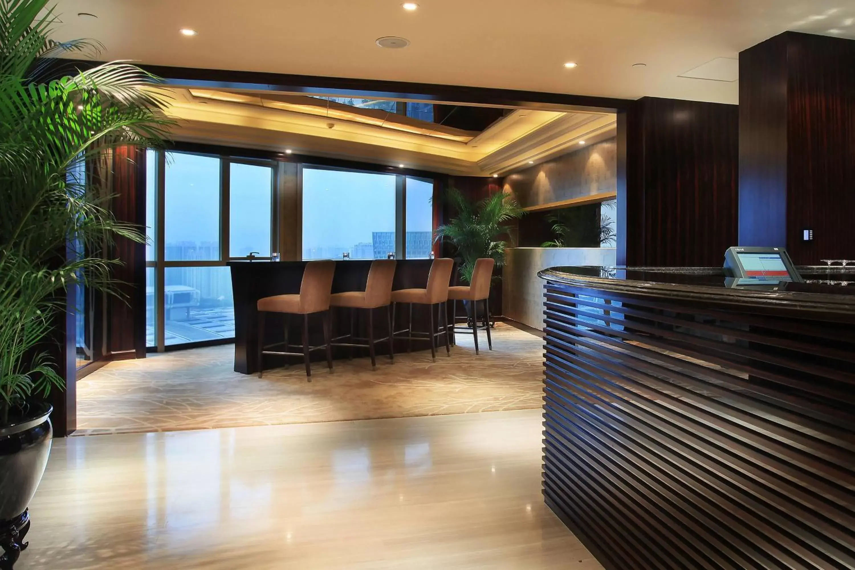 Lounge or bar in Sheraton Shenzhen Futian Hotel