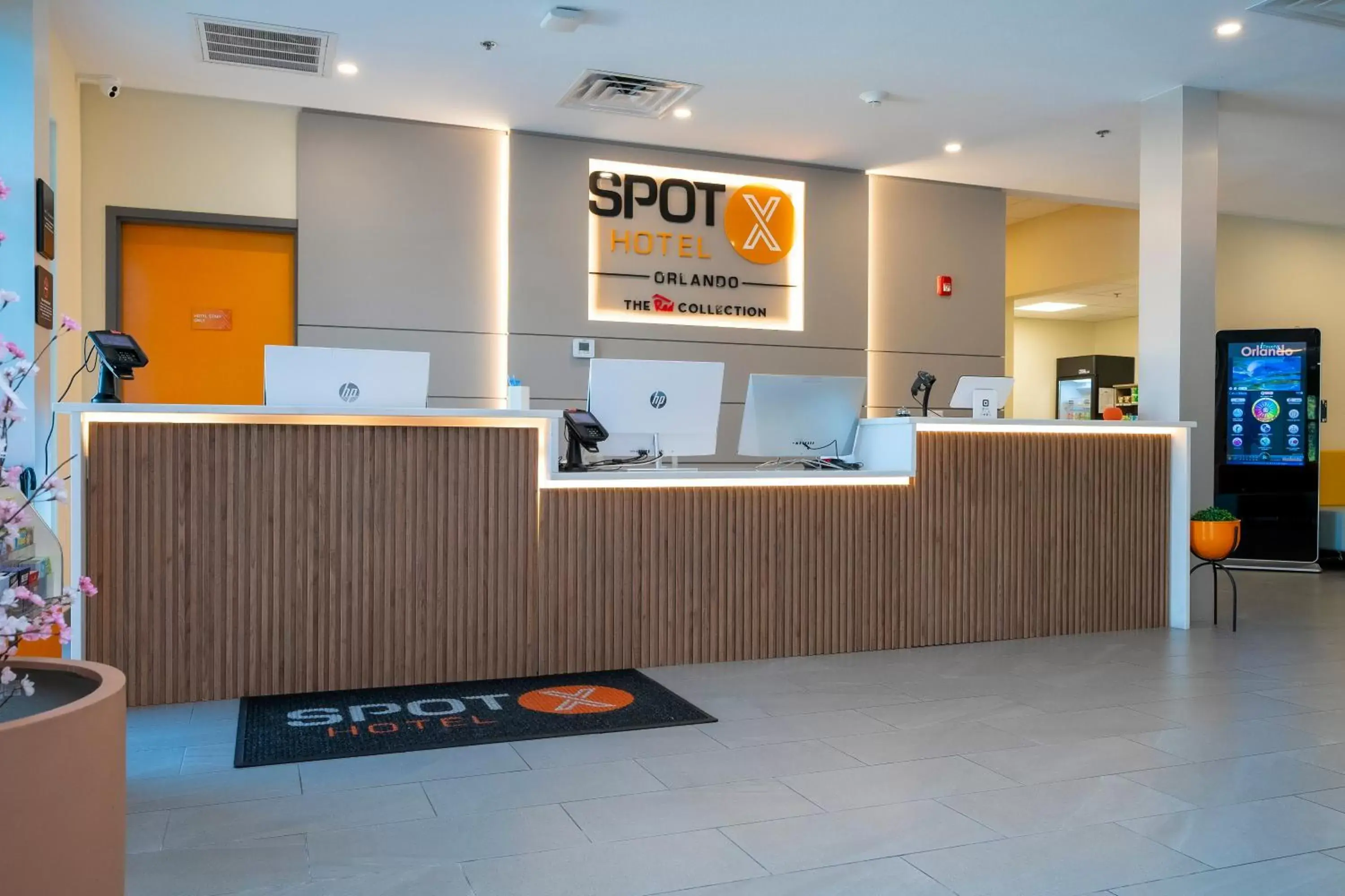 Lobby or reception, Lobby/Reception in SPOT X by Red Collection Orlando International Drive