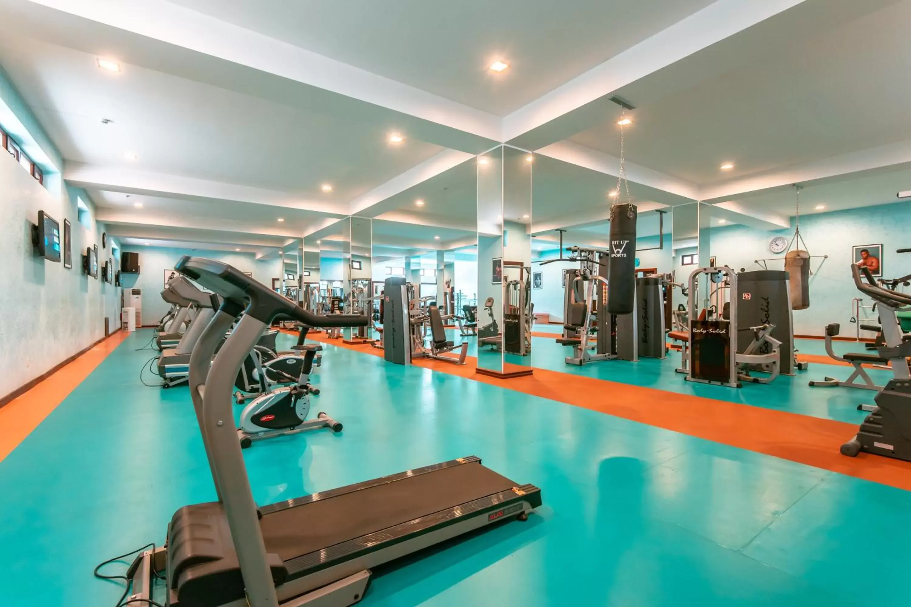 Fitness centre/facilities in Ichan Qal'a Premium Class Hotel Fitness centre/facilities in Ichan Qal'a Premium Class Hotel