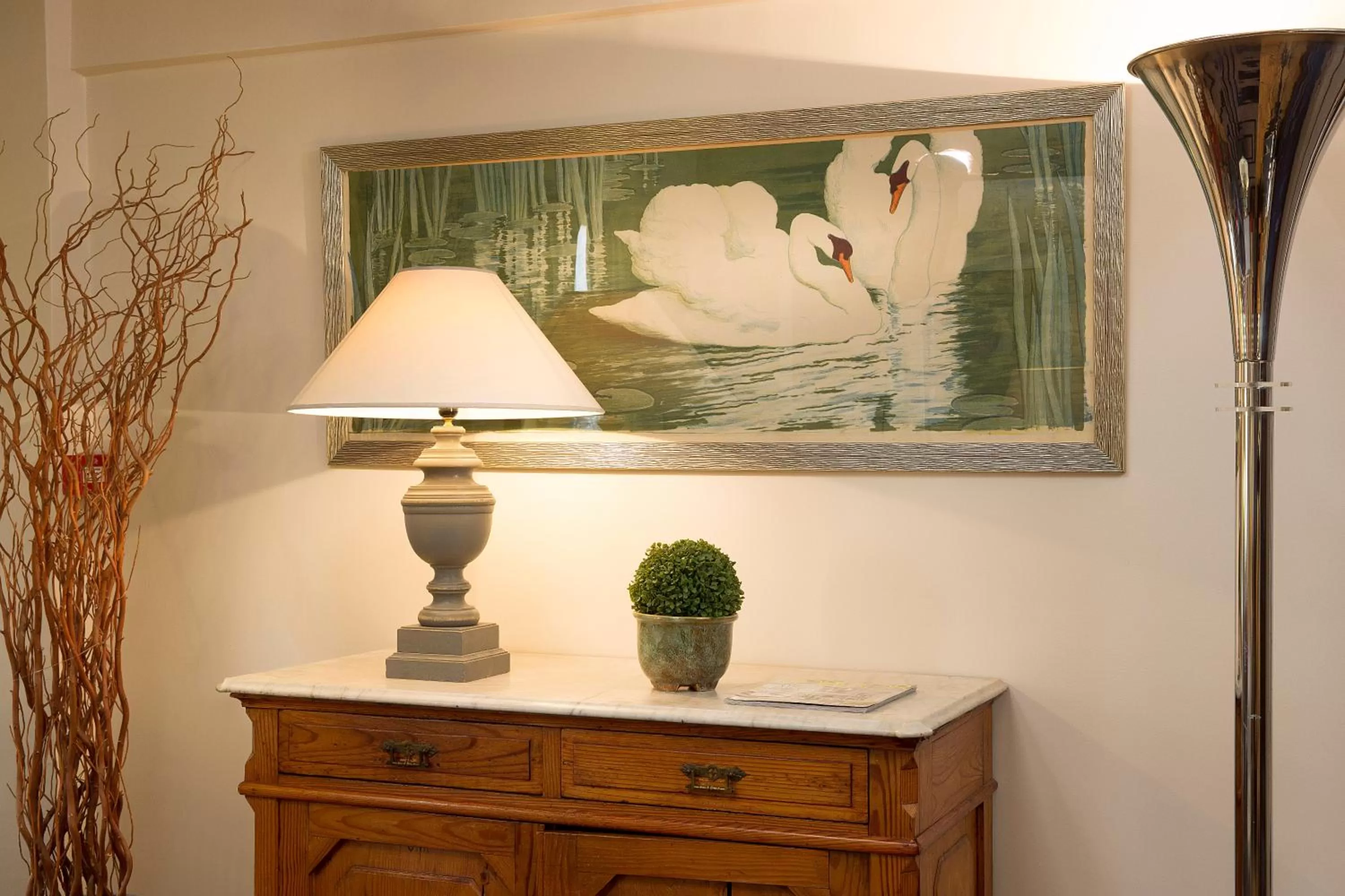 Decorative detail in Hôtel du Cygne Paris