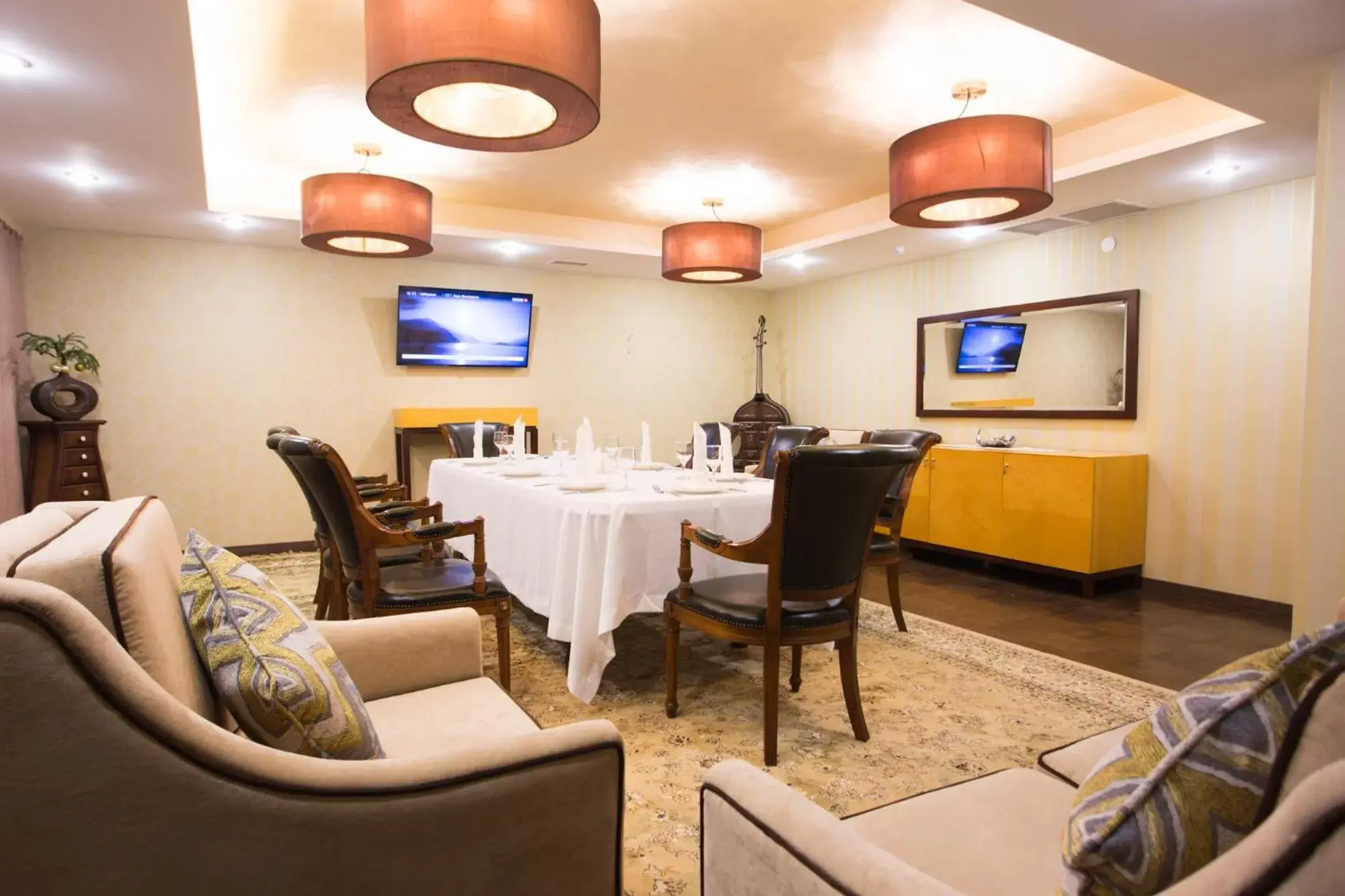 Restaurant/places to eat in Best Western Plus Astana Hotel