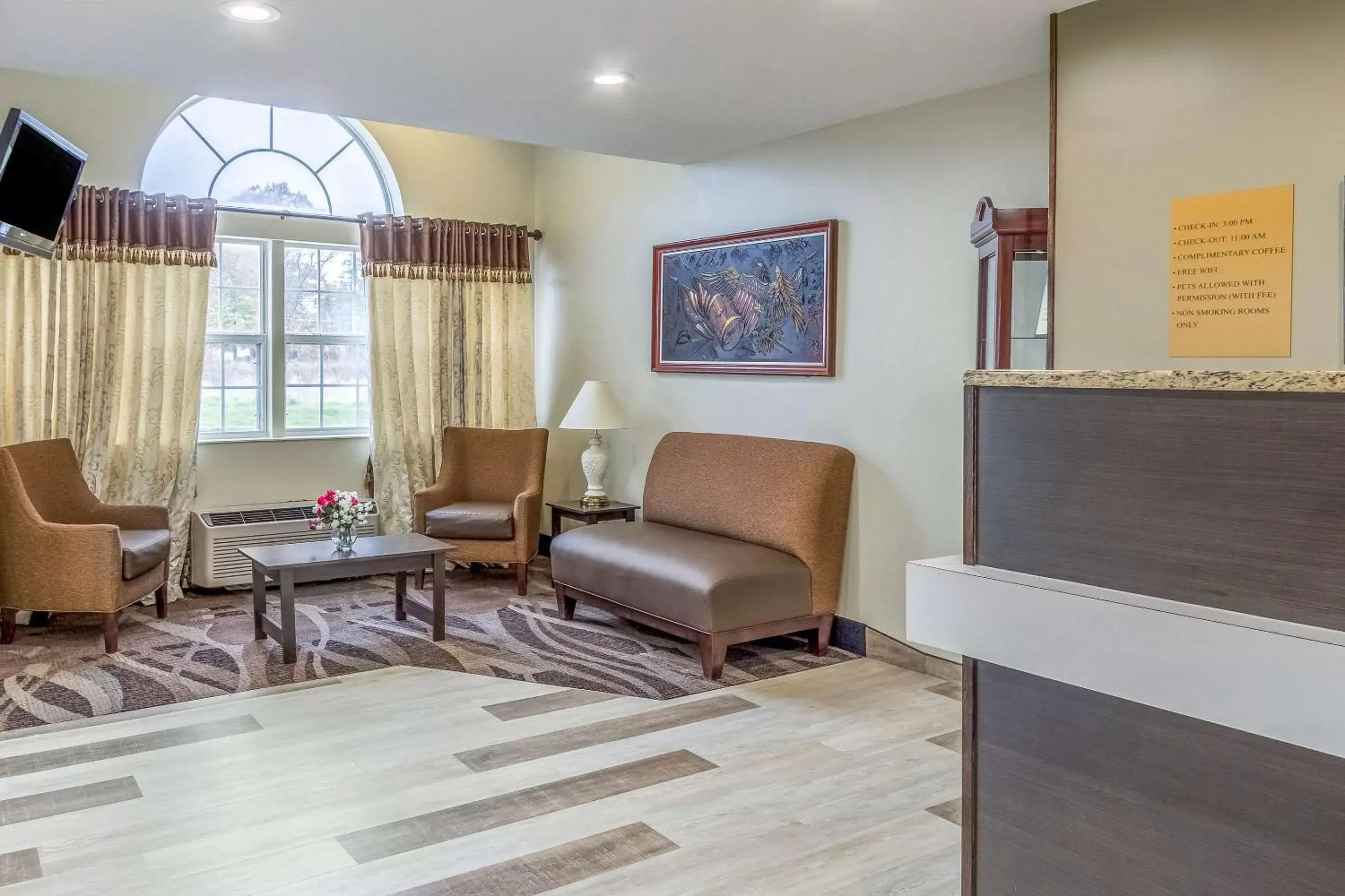 Lobby or reception, Seating Area in Quality Inn & Suites North Lima - Boardman