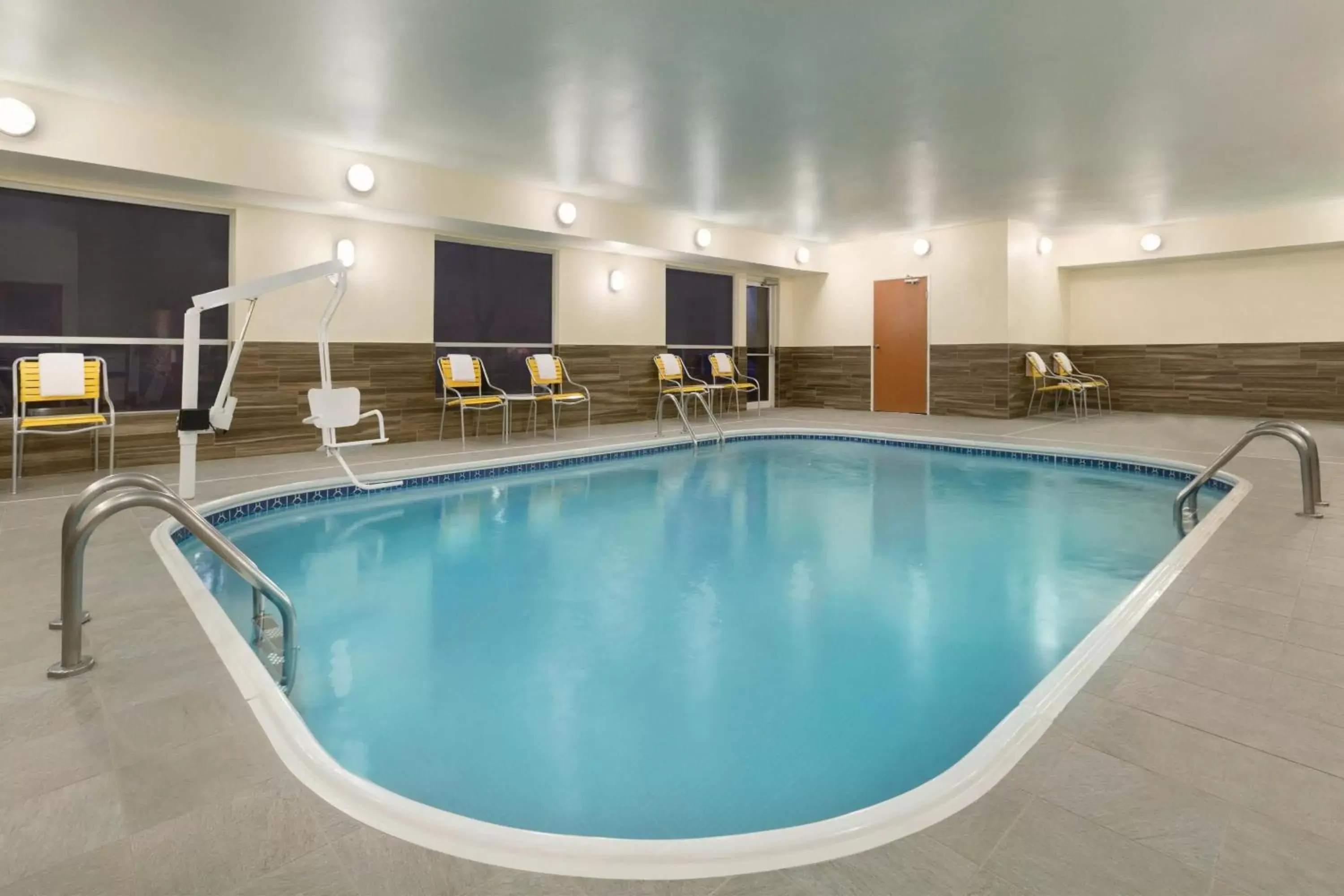 Swimming Pool in Fairfield Inn & Suites Bismarck South