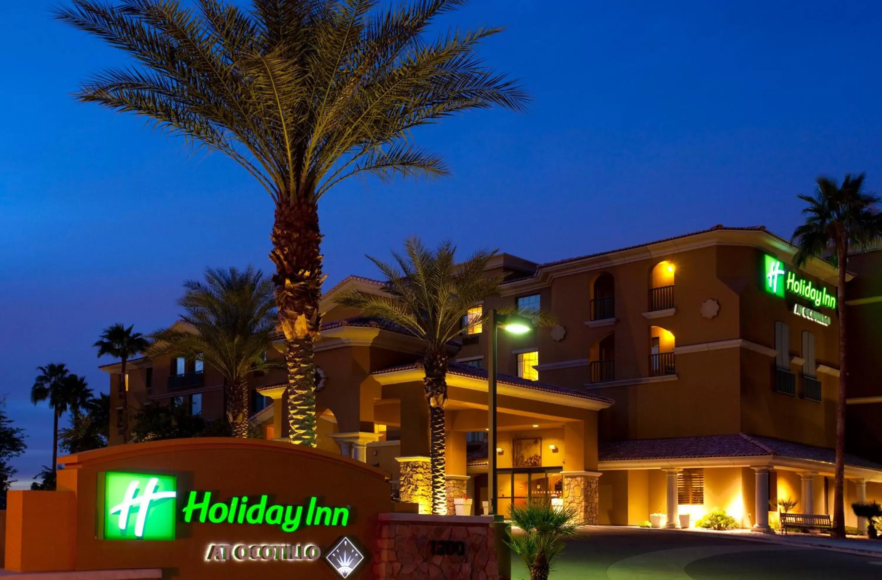 Property Building in Holiday Inn Phoenix/Chandler, an IHG Hotel