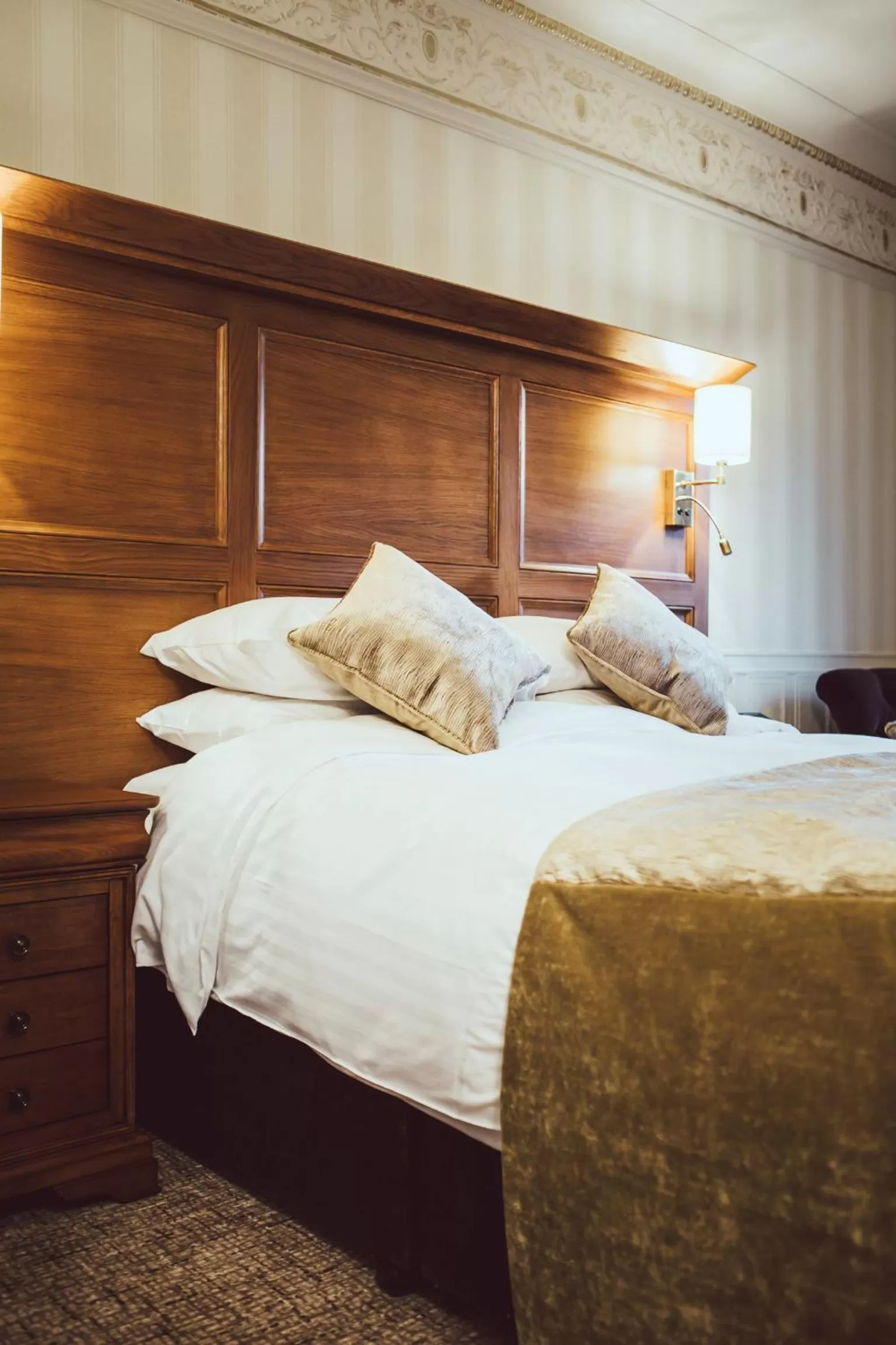 Bed in Royal Oak Hotel