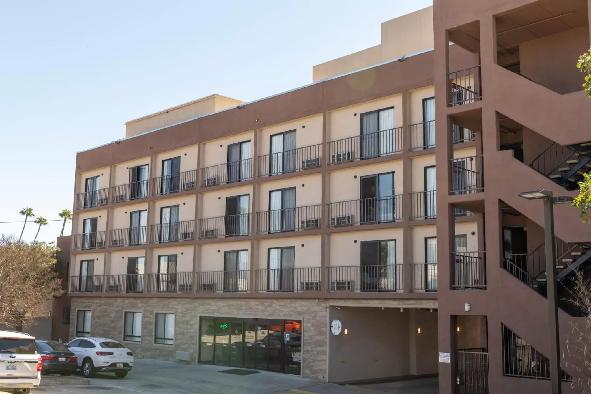 Property Building in GreenTree Inn & Suites Los Angeles - Alhambra - Pasadena