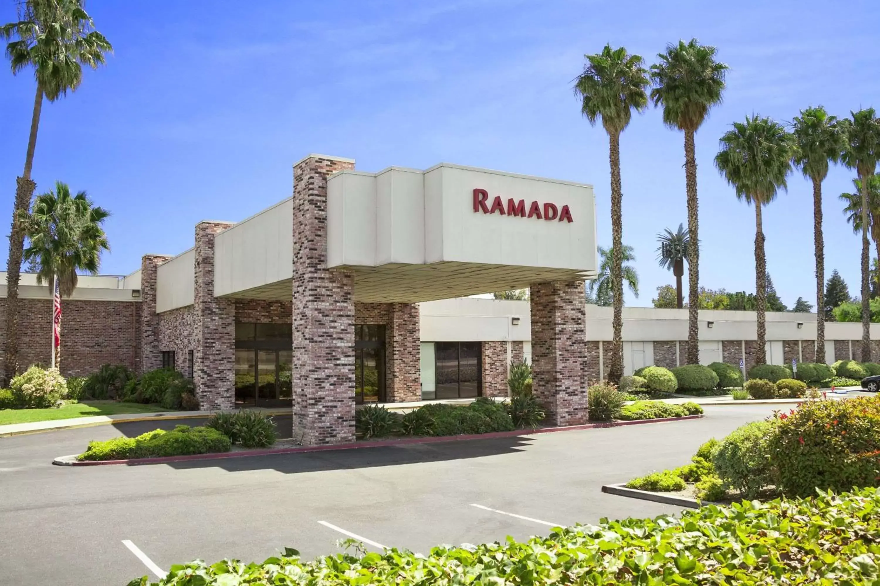 Property Building in Ramada by Wyndham Sunnyvale/Silicon Valley