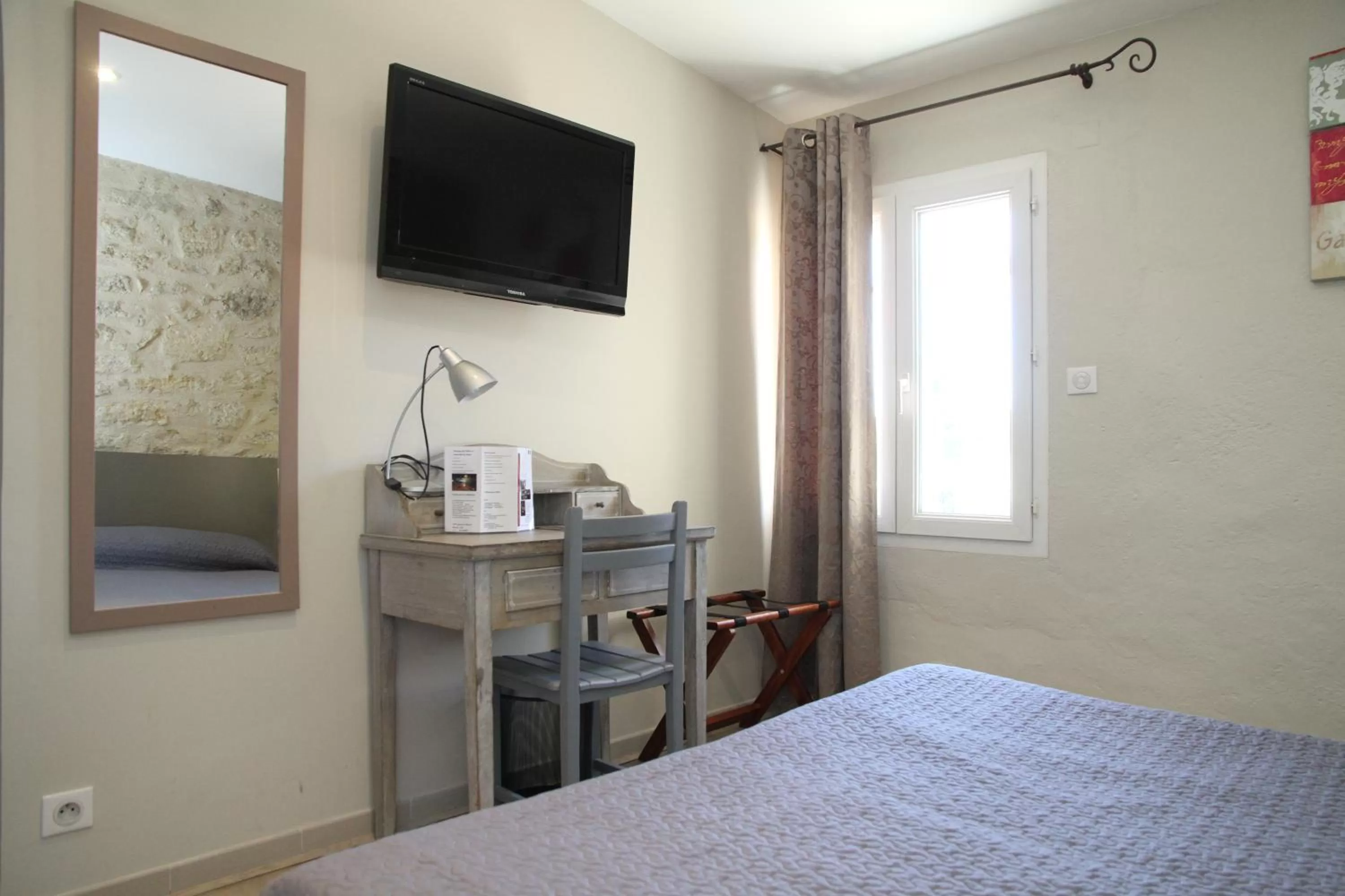 Bed in Hotel Saint Germain