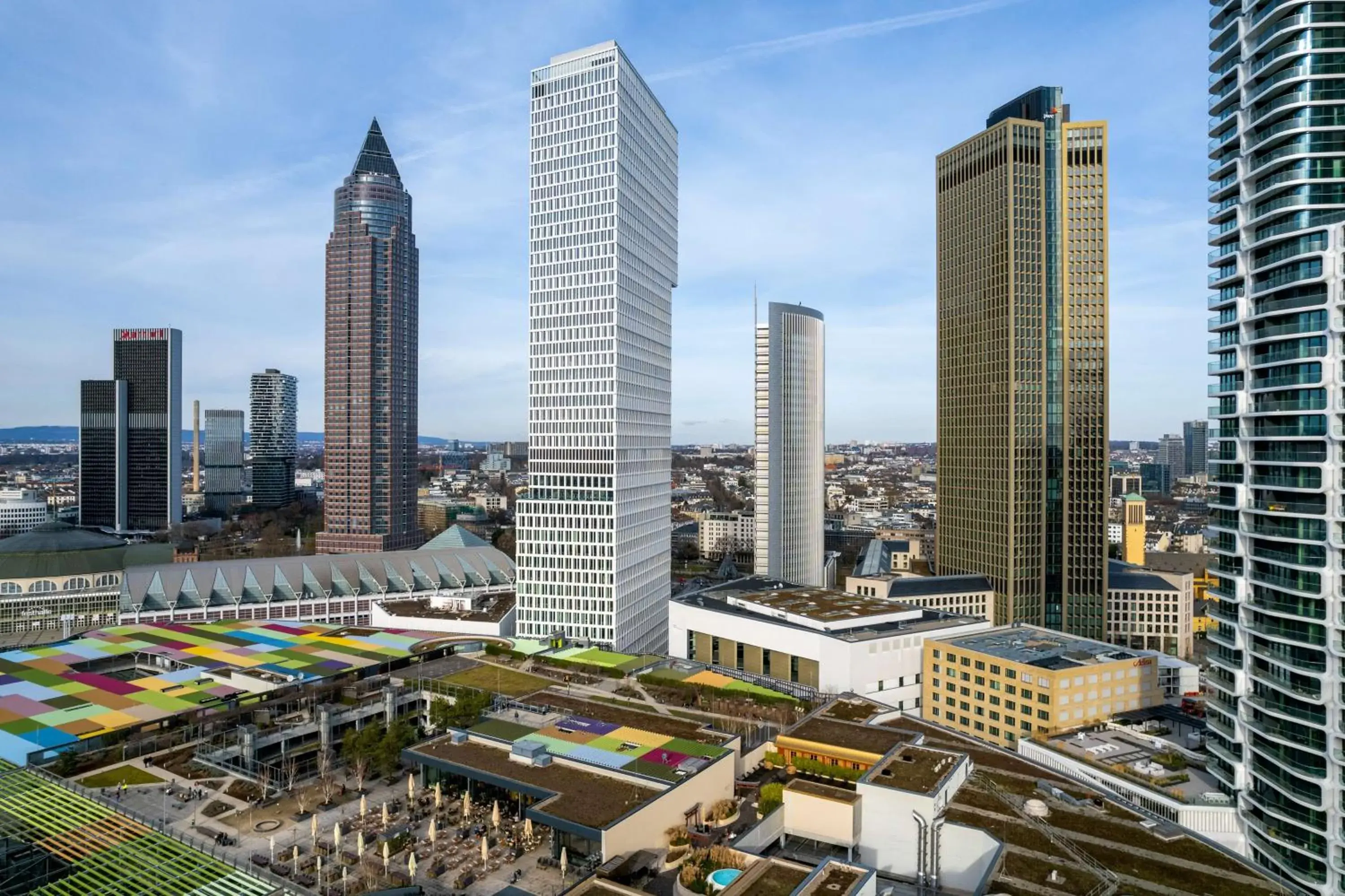 Property building, Bird's-eye View in nhow Frankfurt