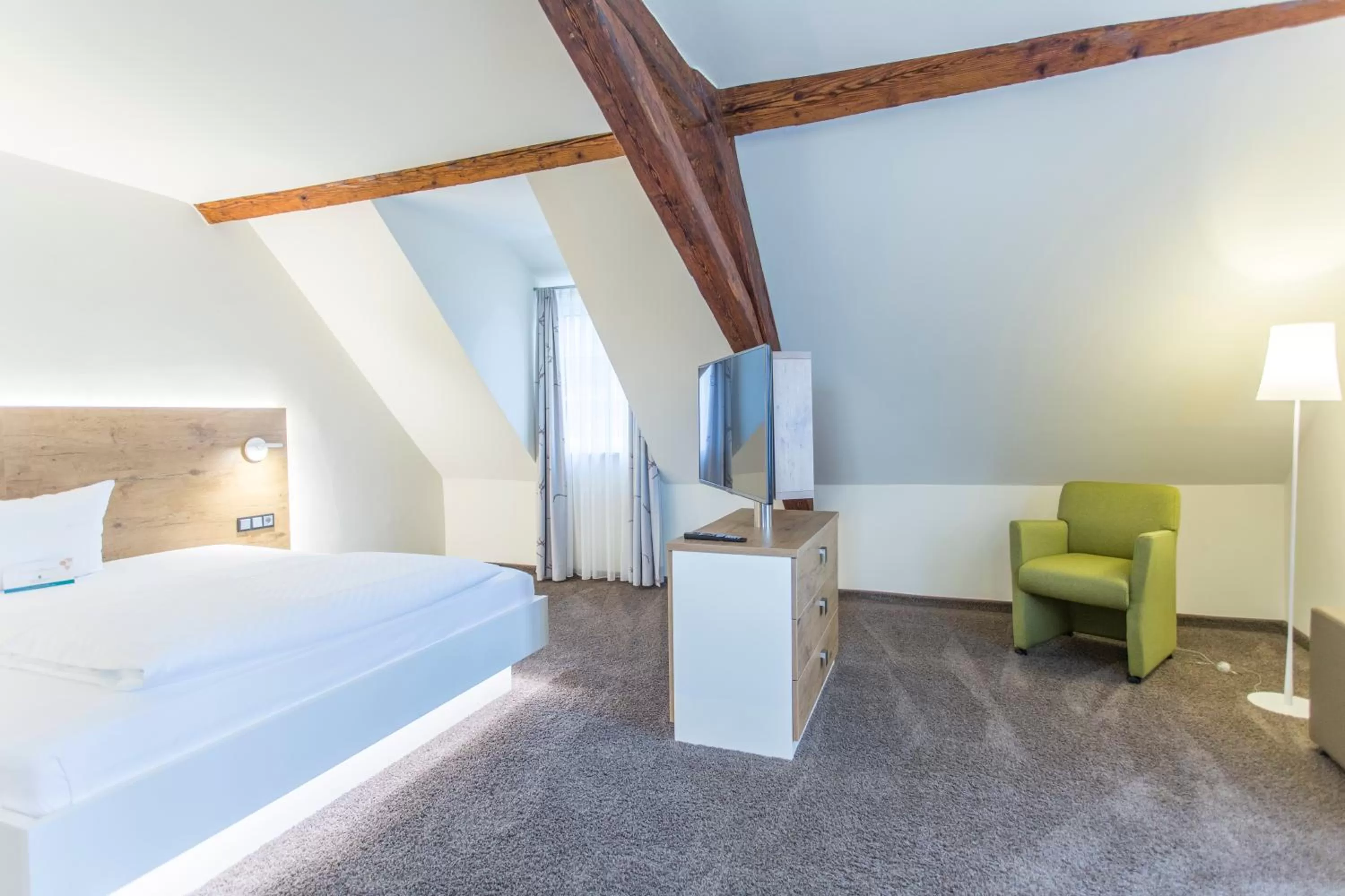 Bed in Hotel Jägerhaus in Esslingen