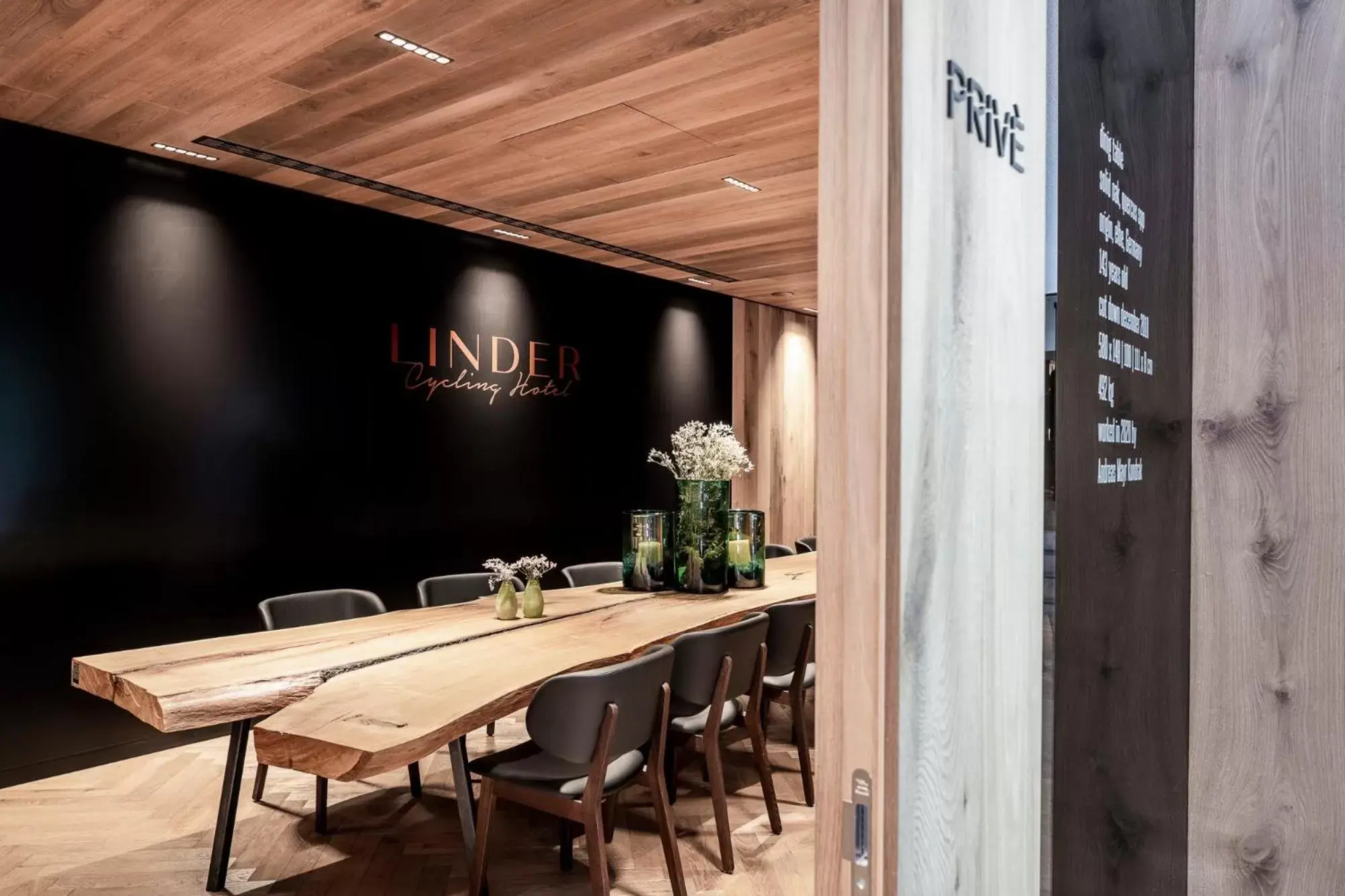 Meeting/conference room in Linder Cycling Hotel