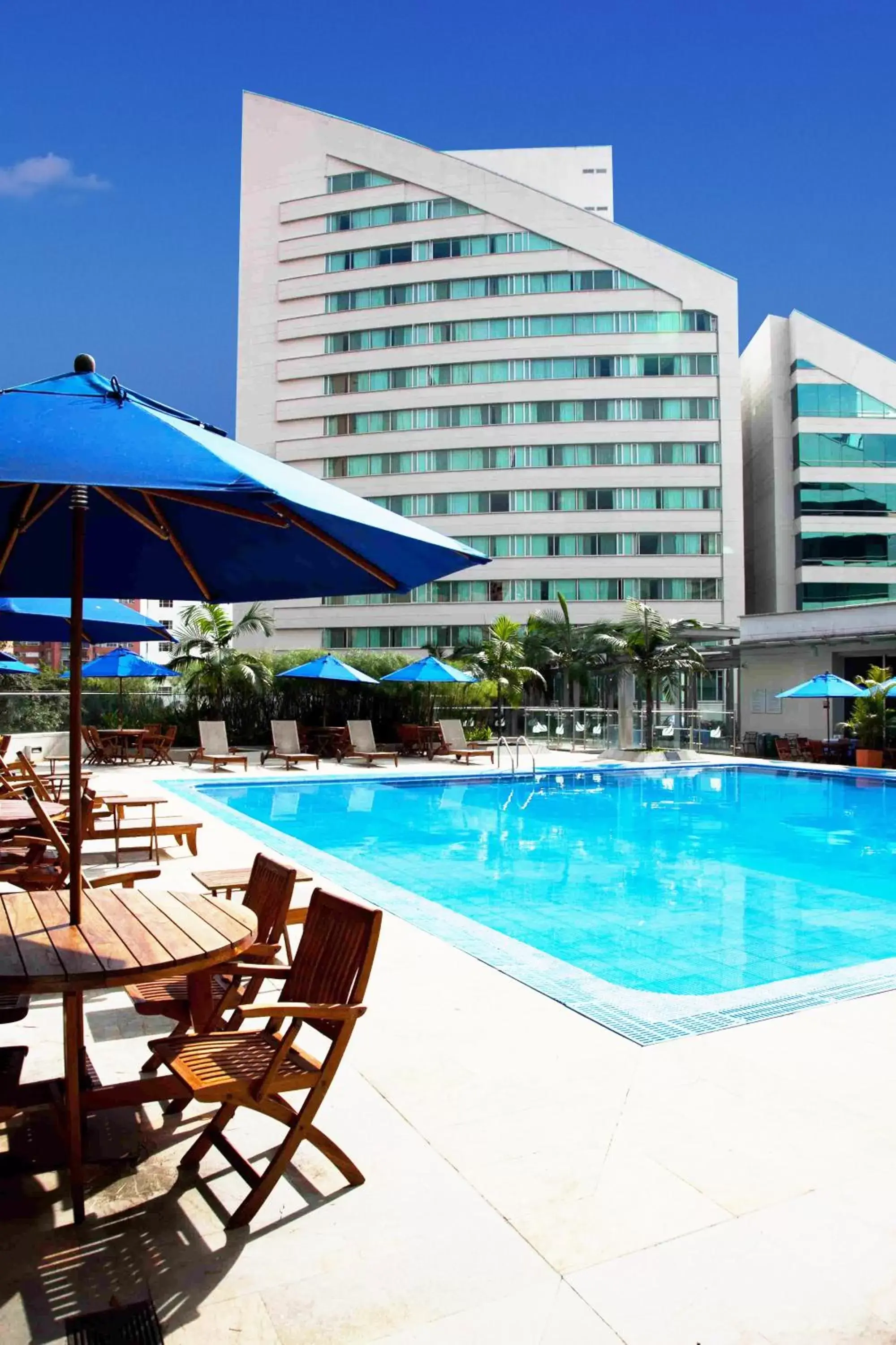 Swimming Pool in Hotel San Fernando Plaza