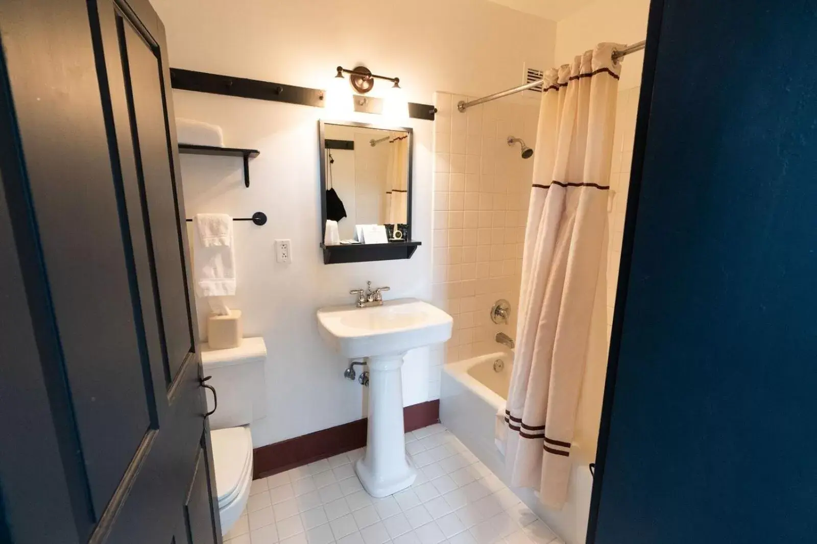 Bathroom in Shaker Village of Pleasant Hill