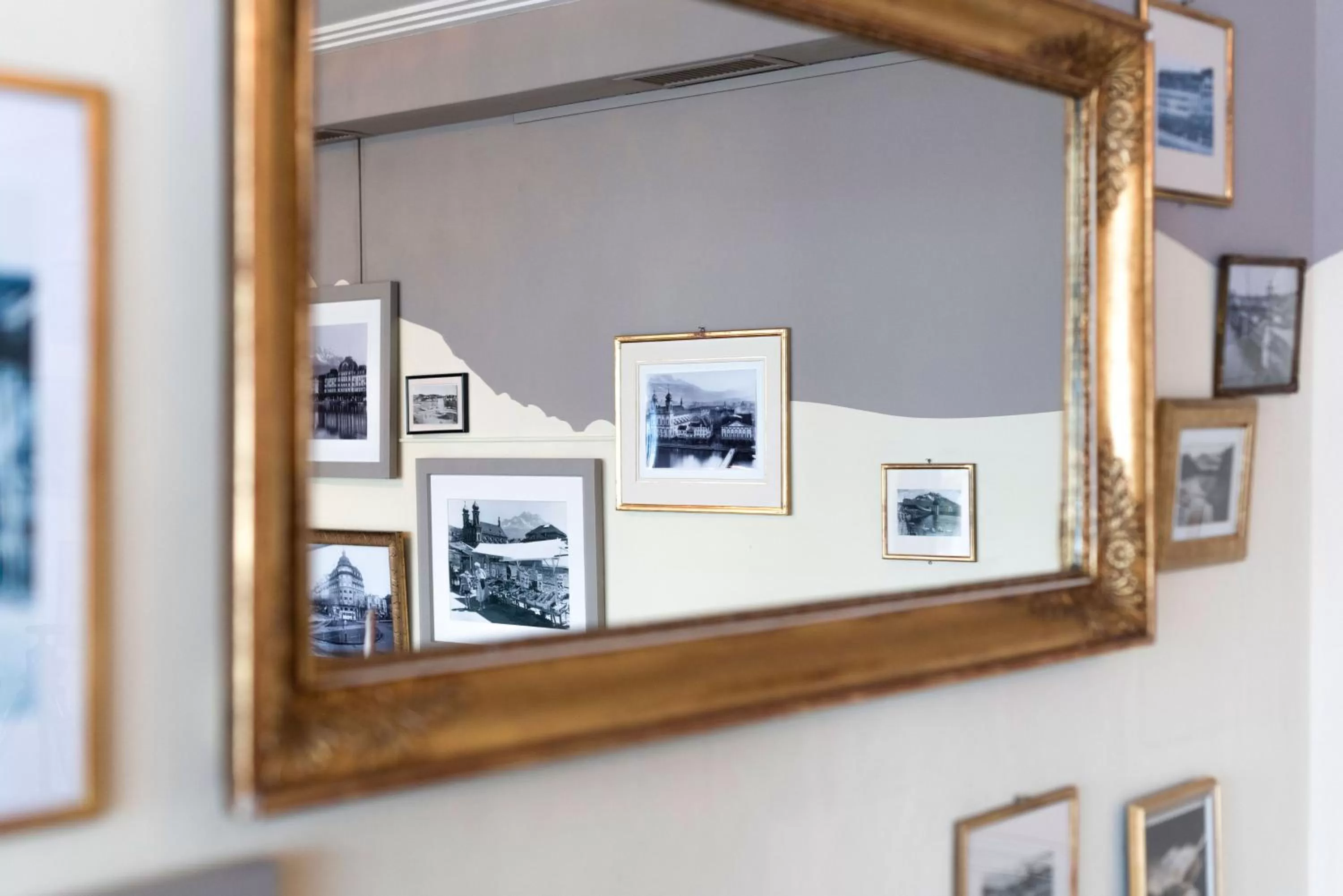 Decorative detail in Seehotel Kastanienbaum