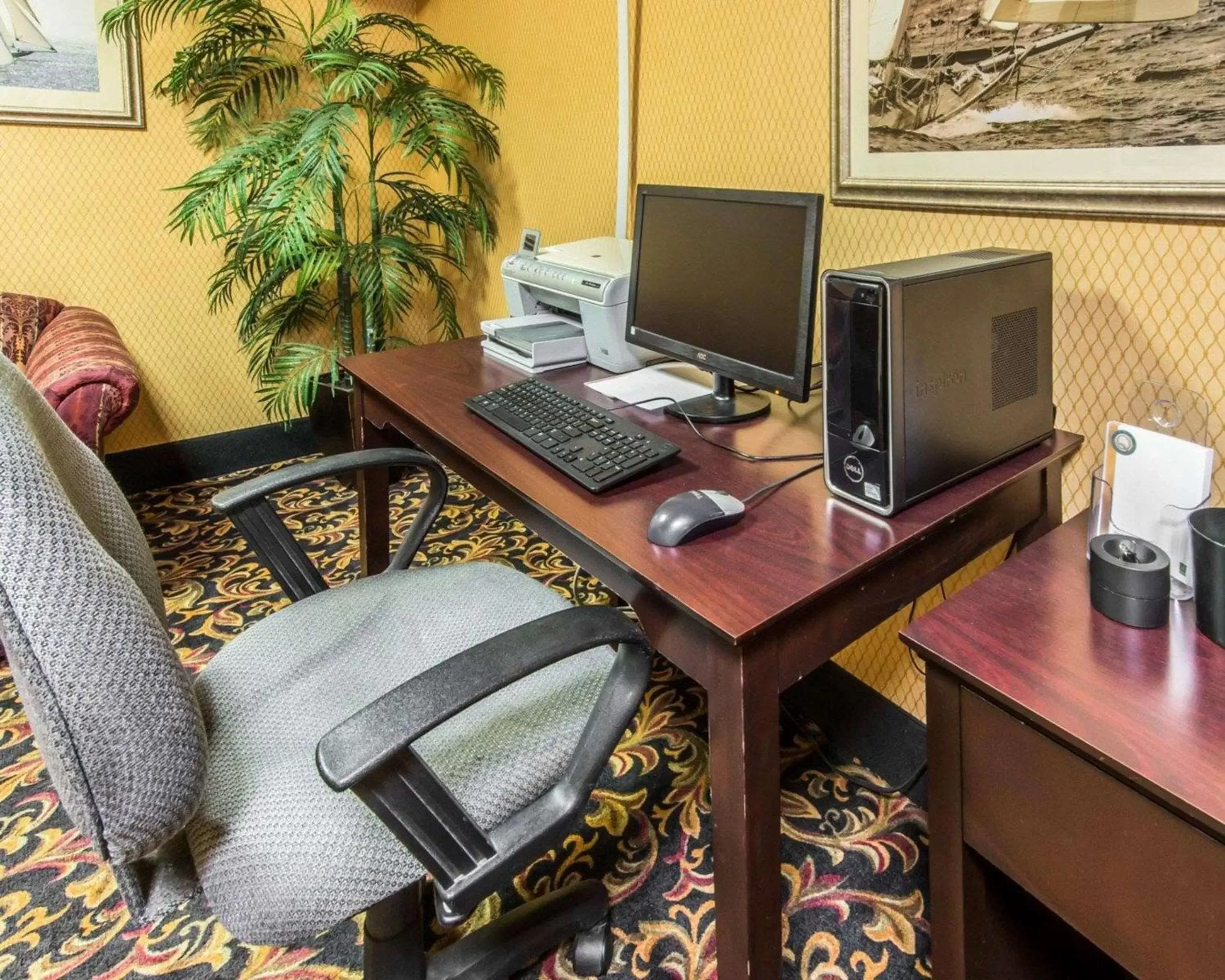 On site, TV/Entertainment Center in Quality Inn & Suites Conference Center Across from Casino