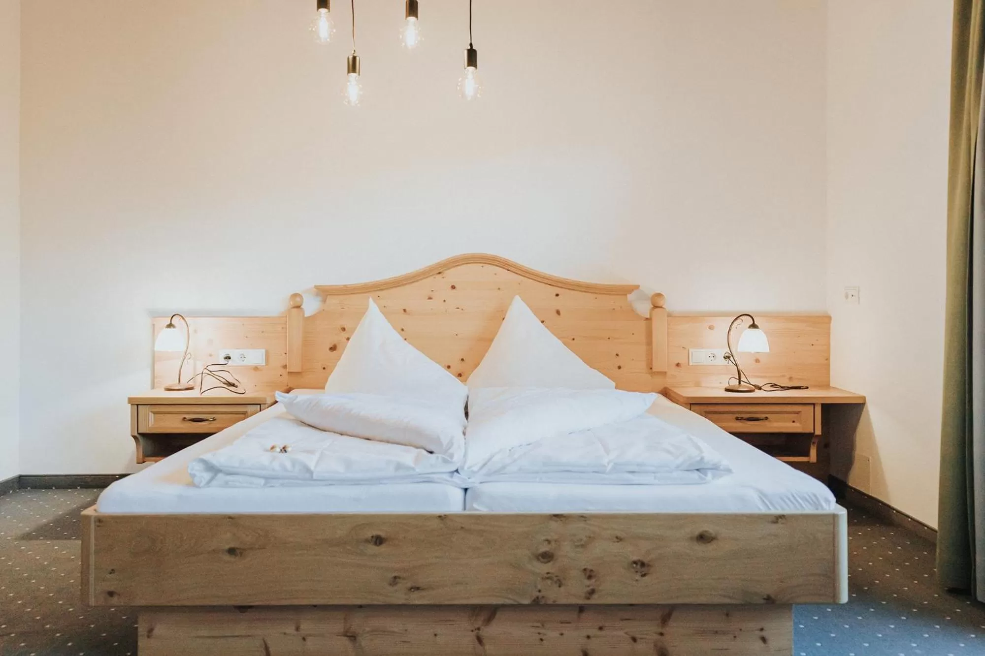 Bed in Hotel Silberfux