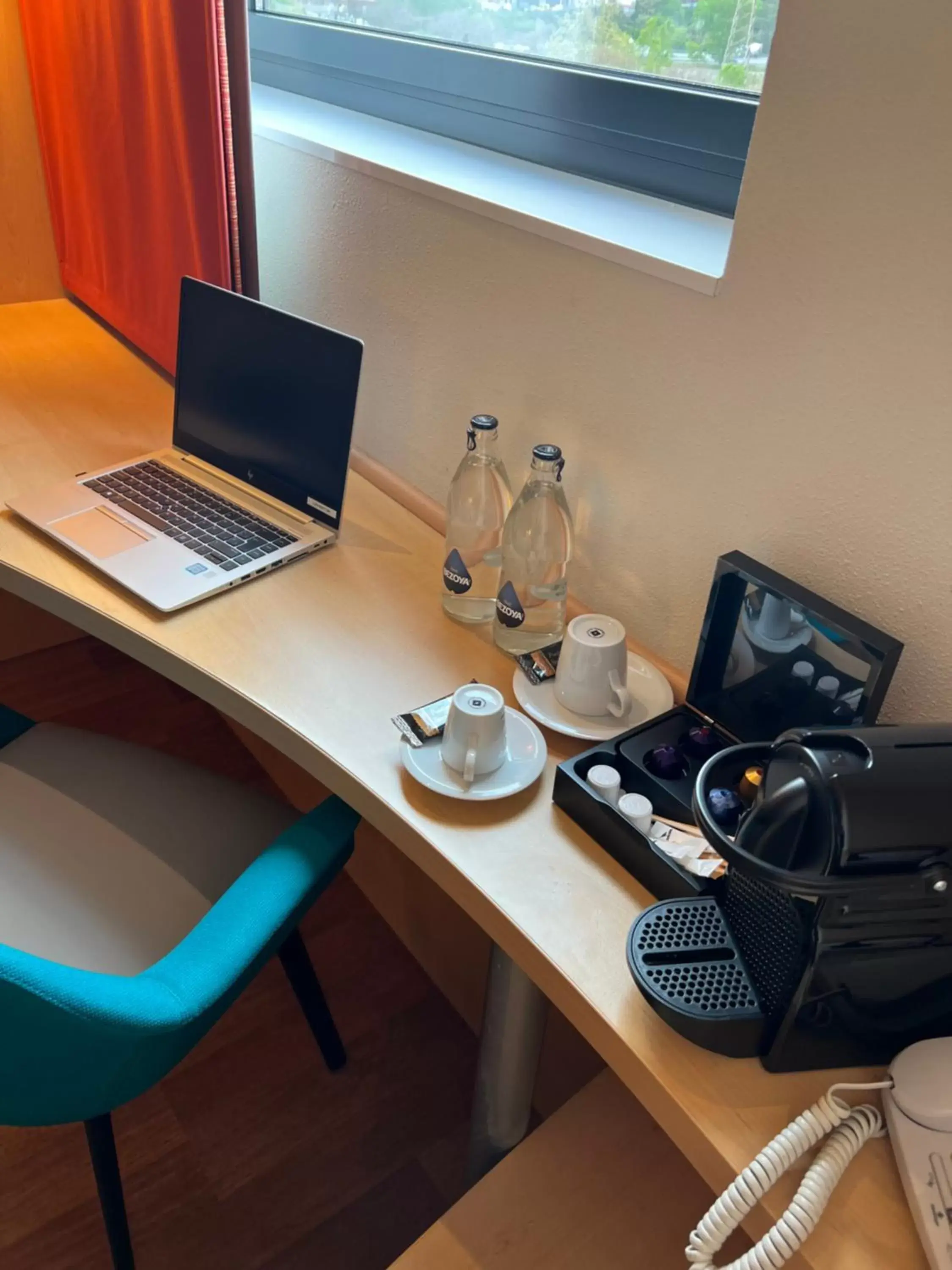 Coffee/tea facilities in Ibis Jerez De La Frontera Cadiz