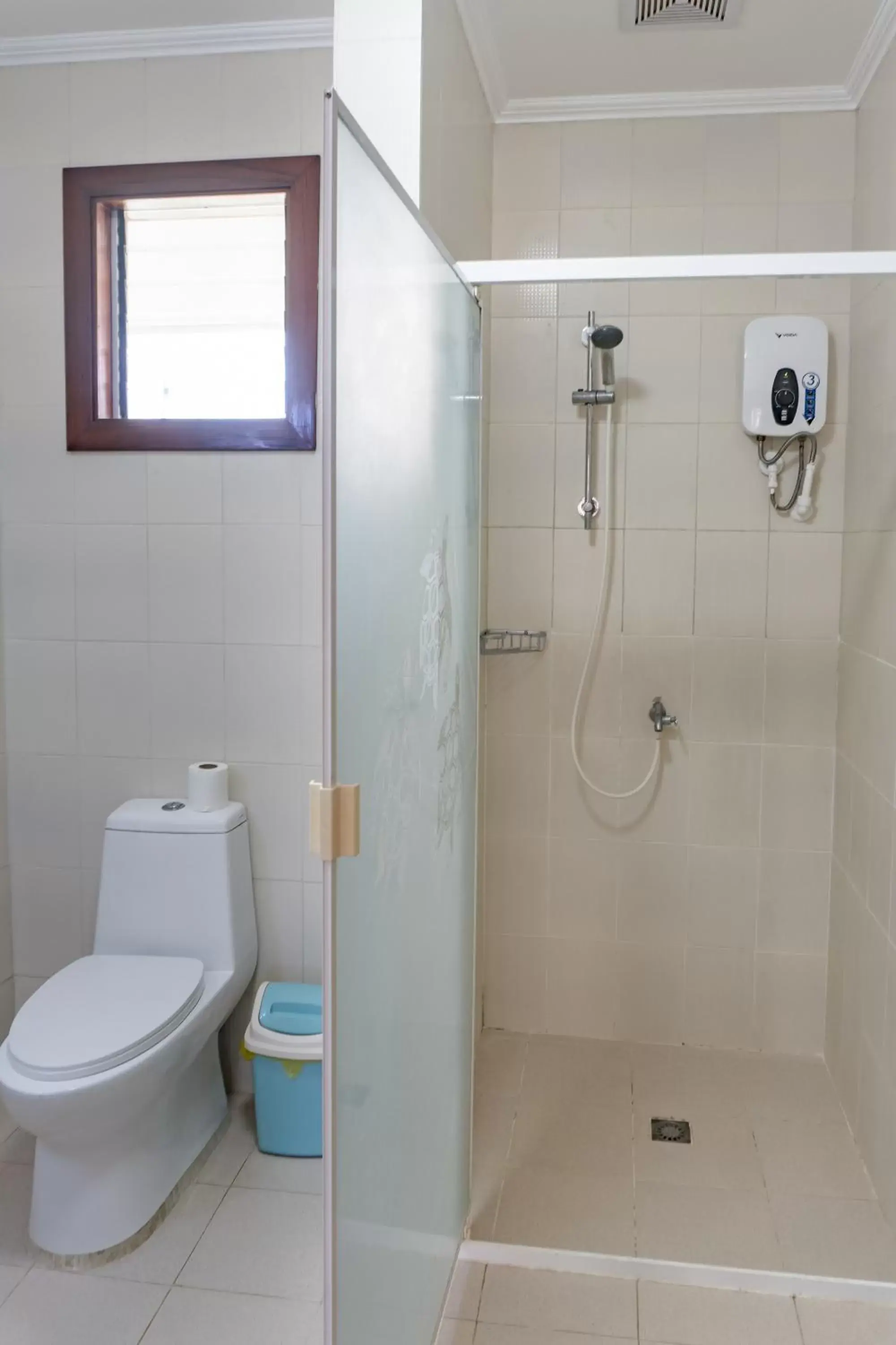 Bathroom in Quo Vadis Dive Resort