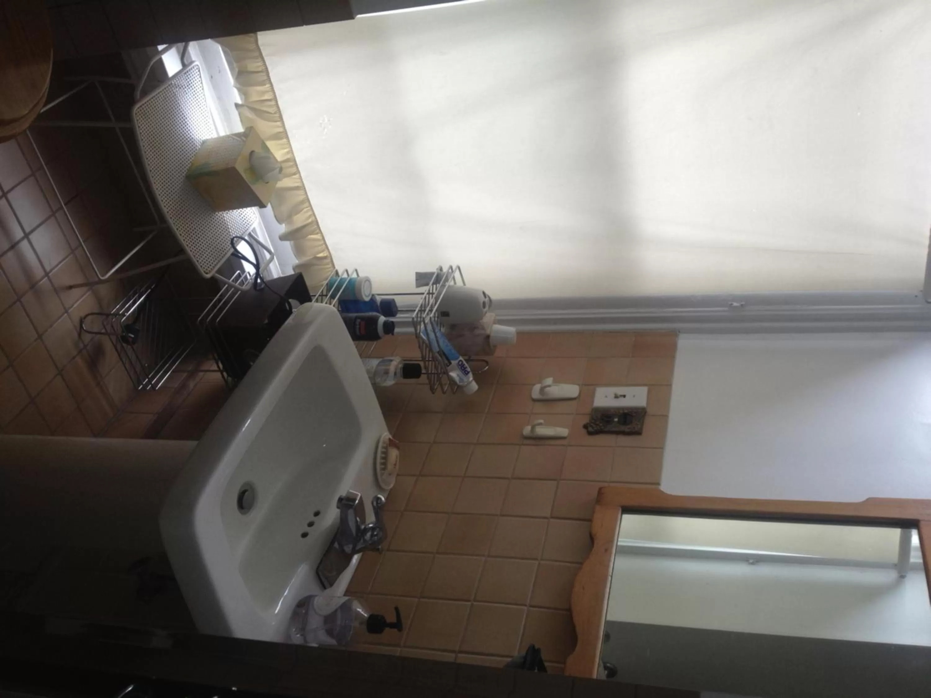 Bathroom in Victorian Bed & Breakfast of Staten Island