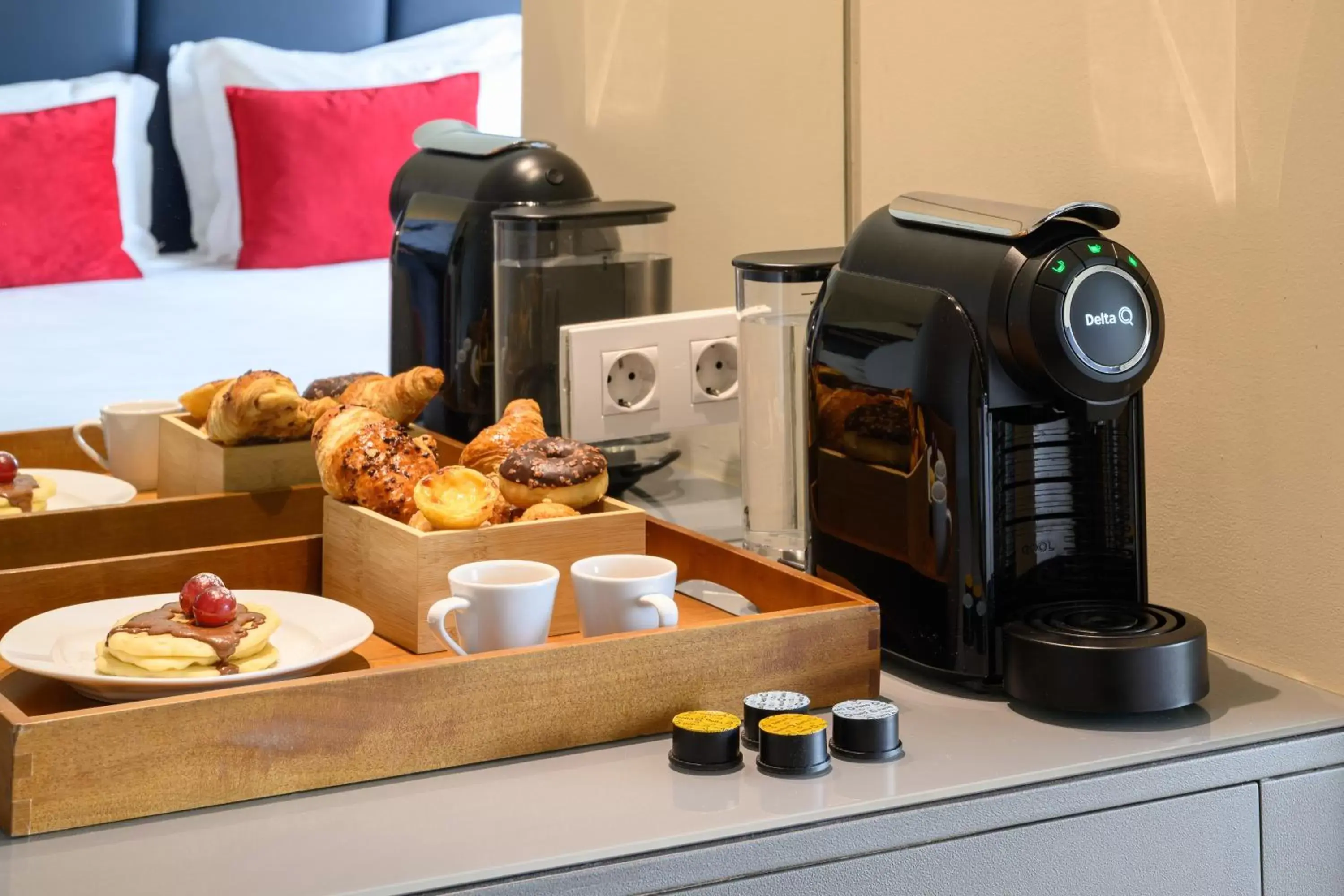 Coffee/tea facilities in Melia Setubal