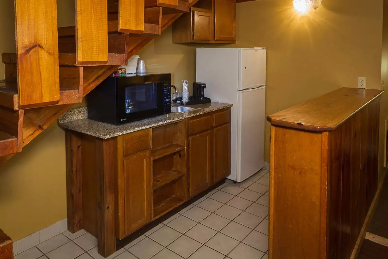 Kitchen or kitchenette, Kitchen/Kitchenette in Timbers Lodge