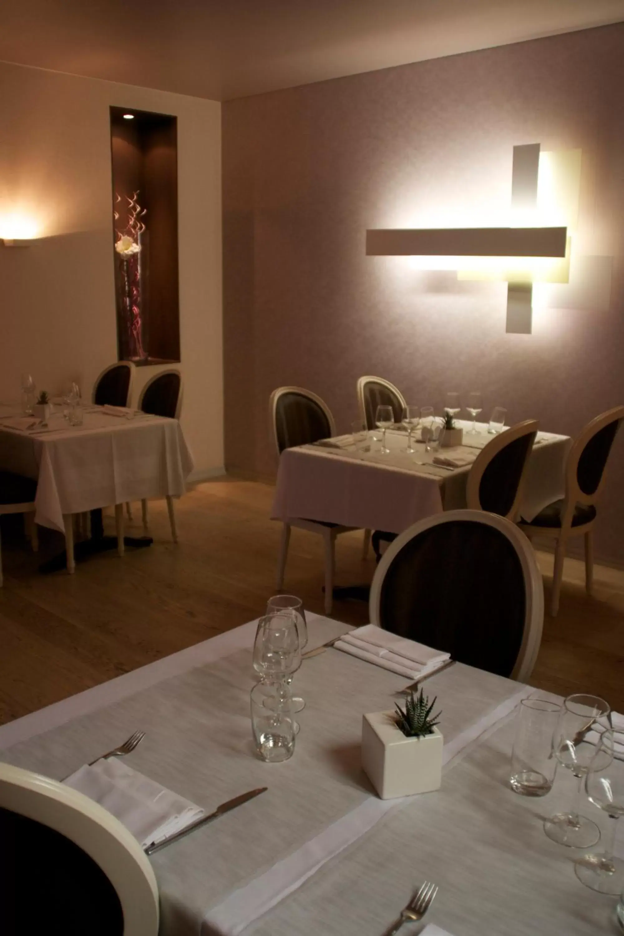 Restaurant/Places to Eat in Hotel Restaurant Les Capucins