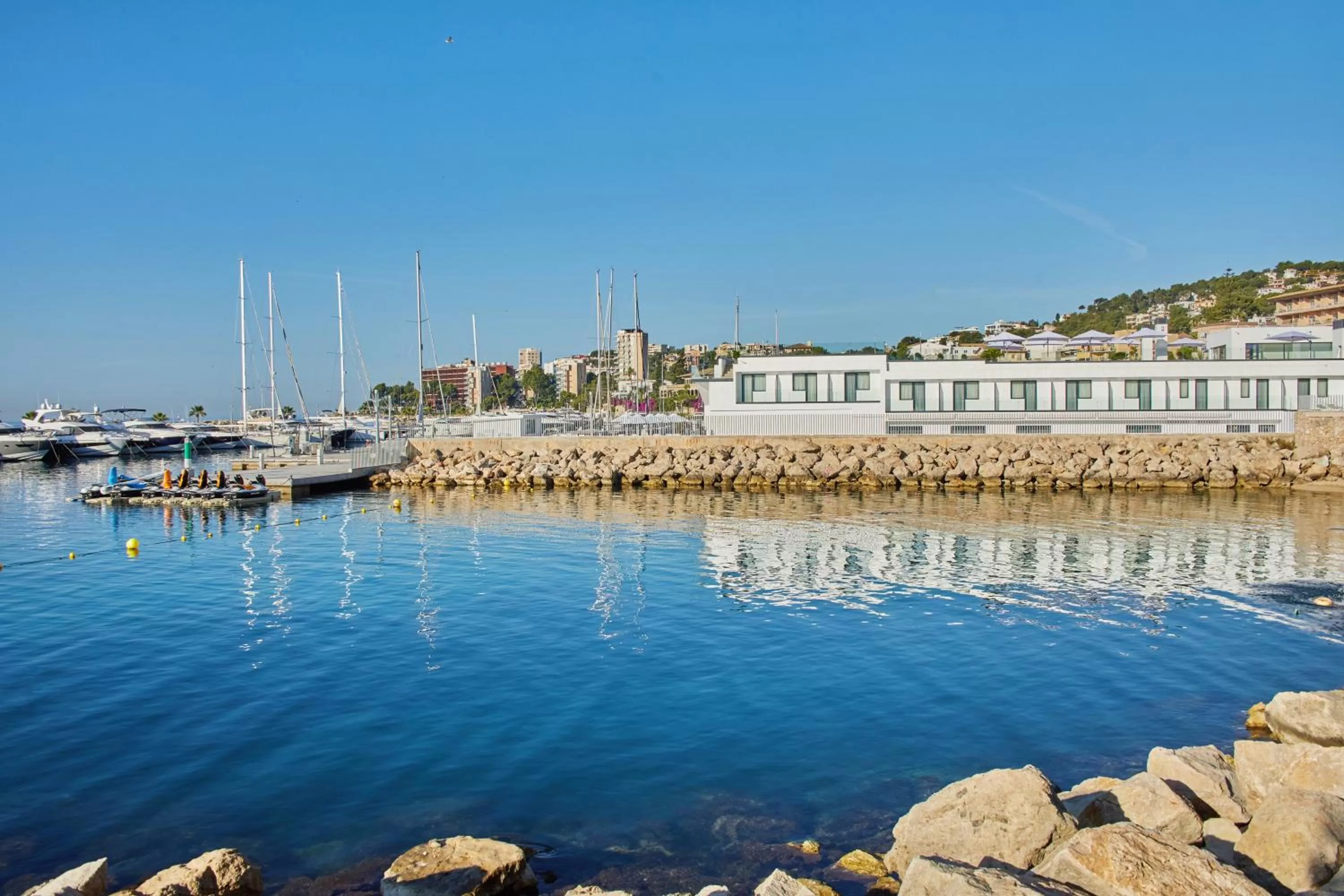 Facade/entrance in Calanova Sports Residence