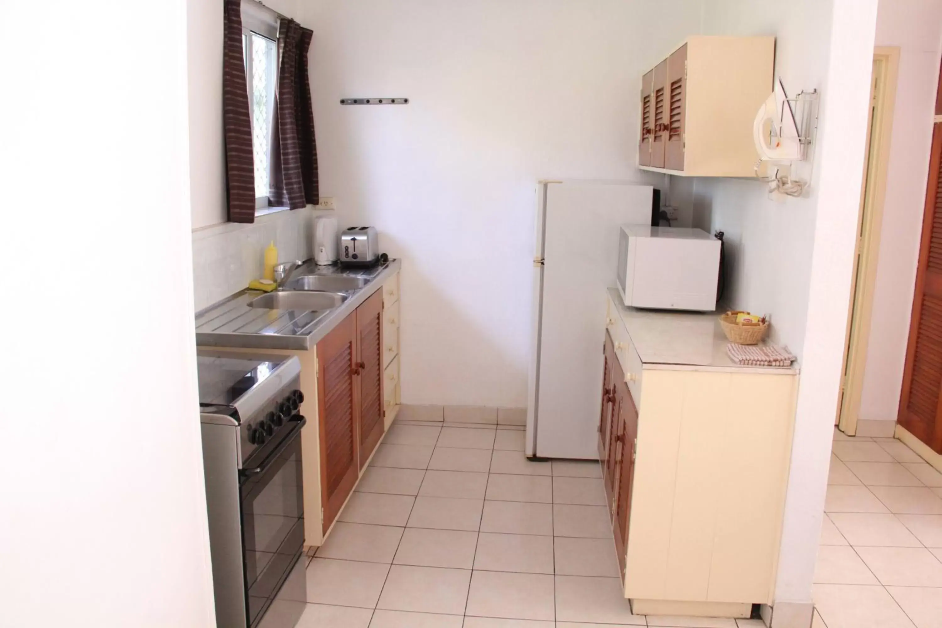 Kitchen/Kitchenette in The Melanesian Port Vila