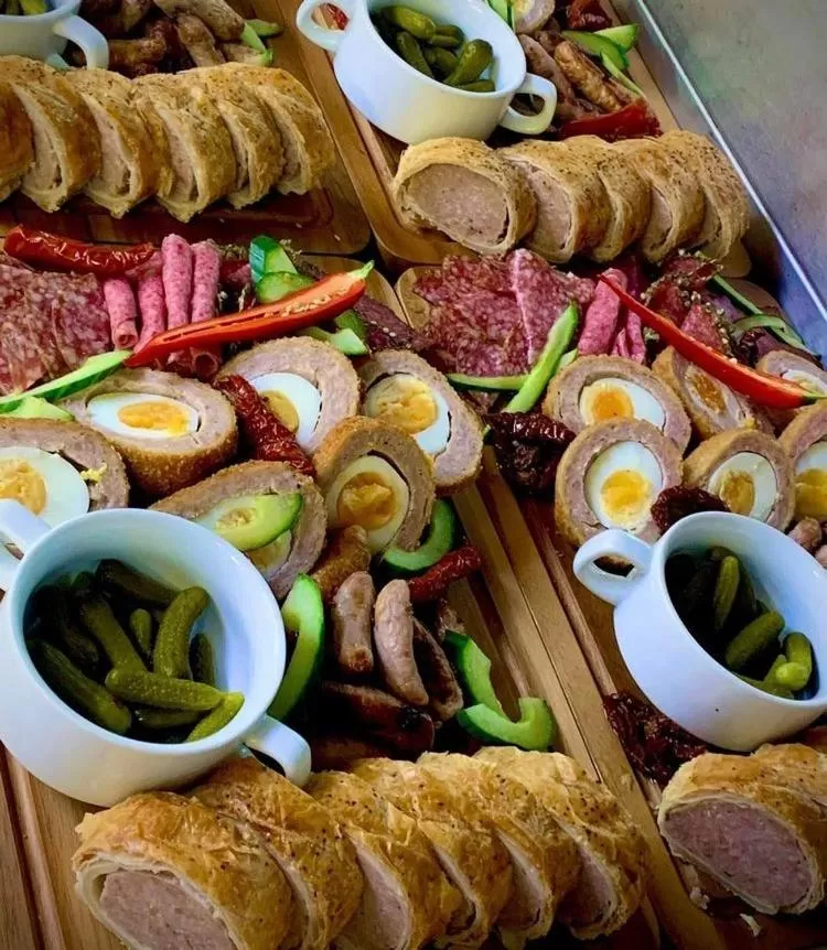 Restaurant/places to eat in Park House Hotel