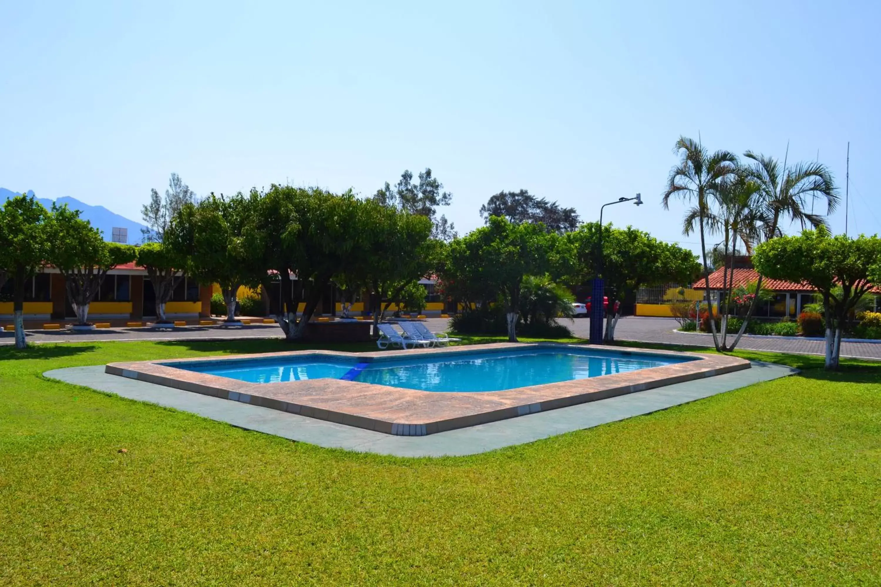 Swimming Pool in Hotel Paraiso