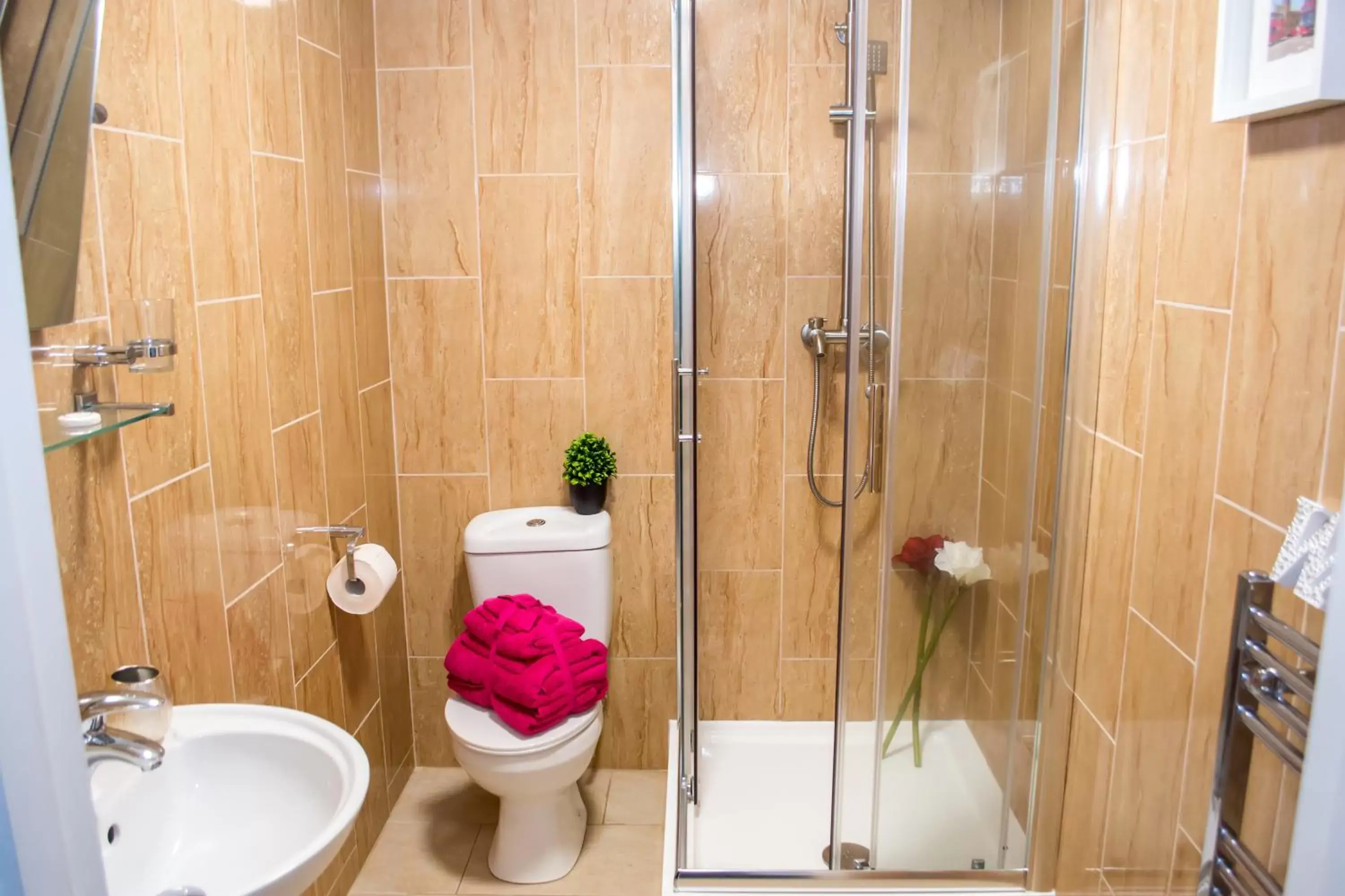 Bathroom in Trivelles Gatwick Hotel & airport Parking