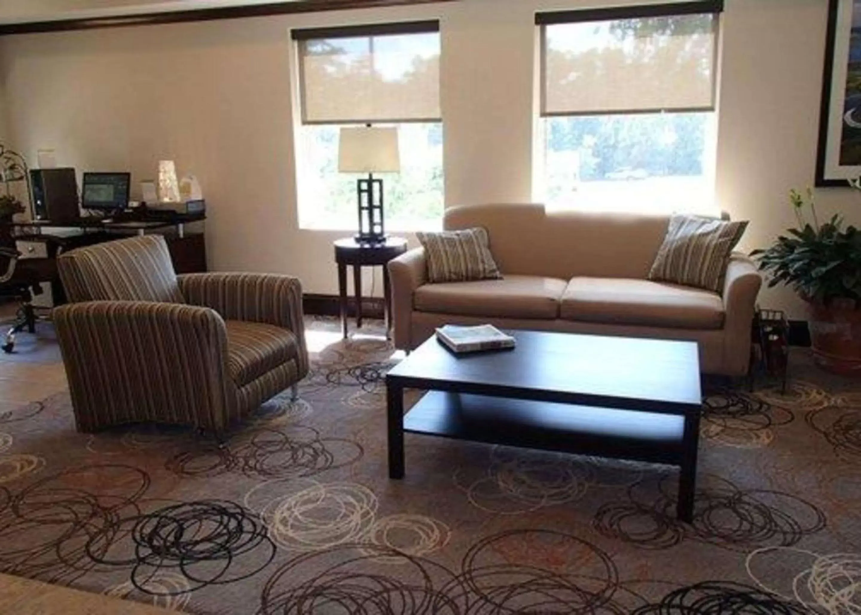 Lobby or reception, Seating Area in Comfort Inn Blairsville