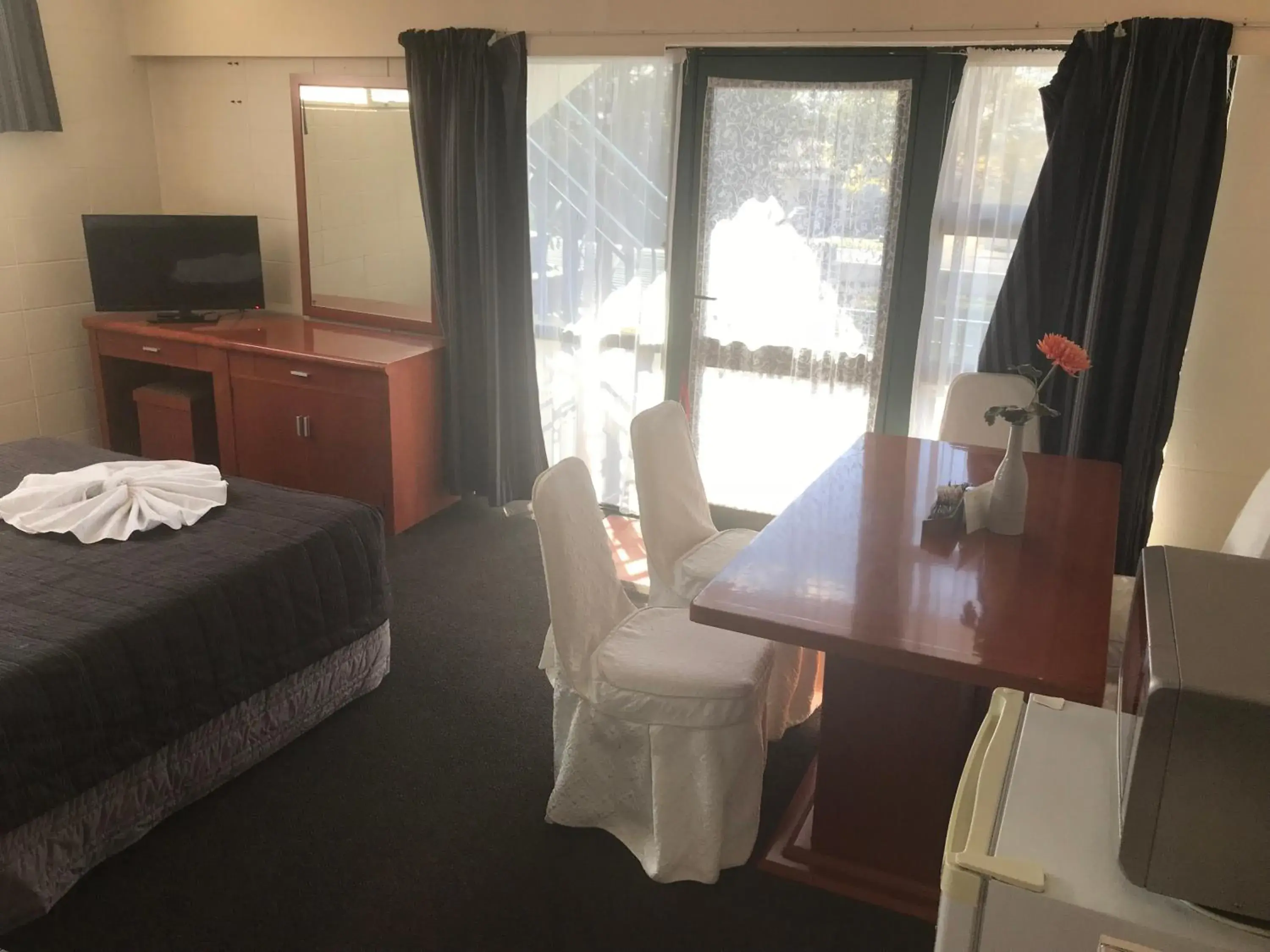 Bed in Gateway International Motel Bed in Gateway International Motel