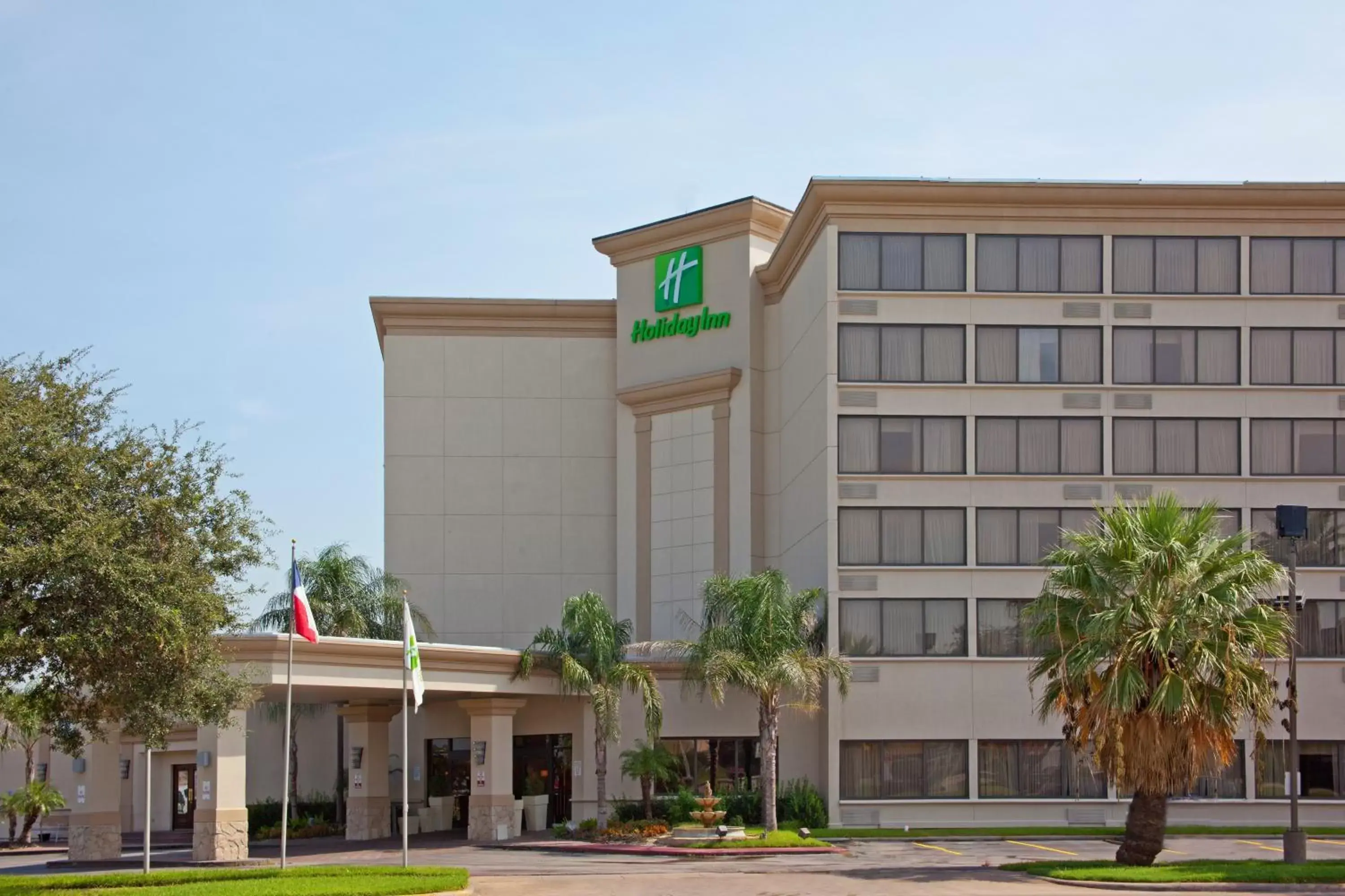 Property Building in Holiday Inn Houston Hobby Airport, an IHG Hotel