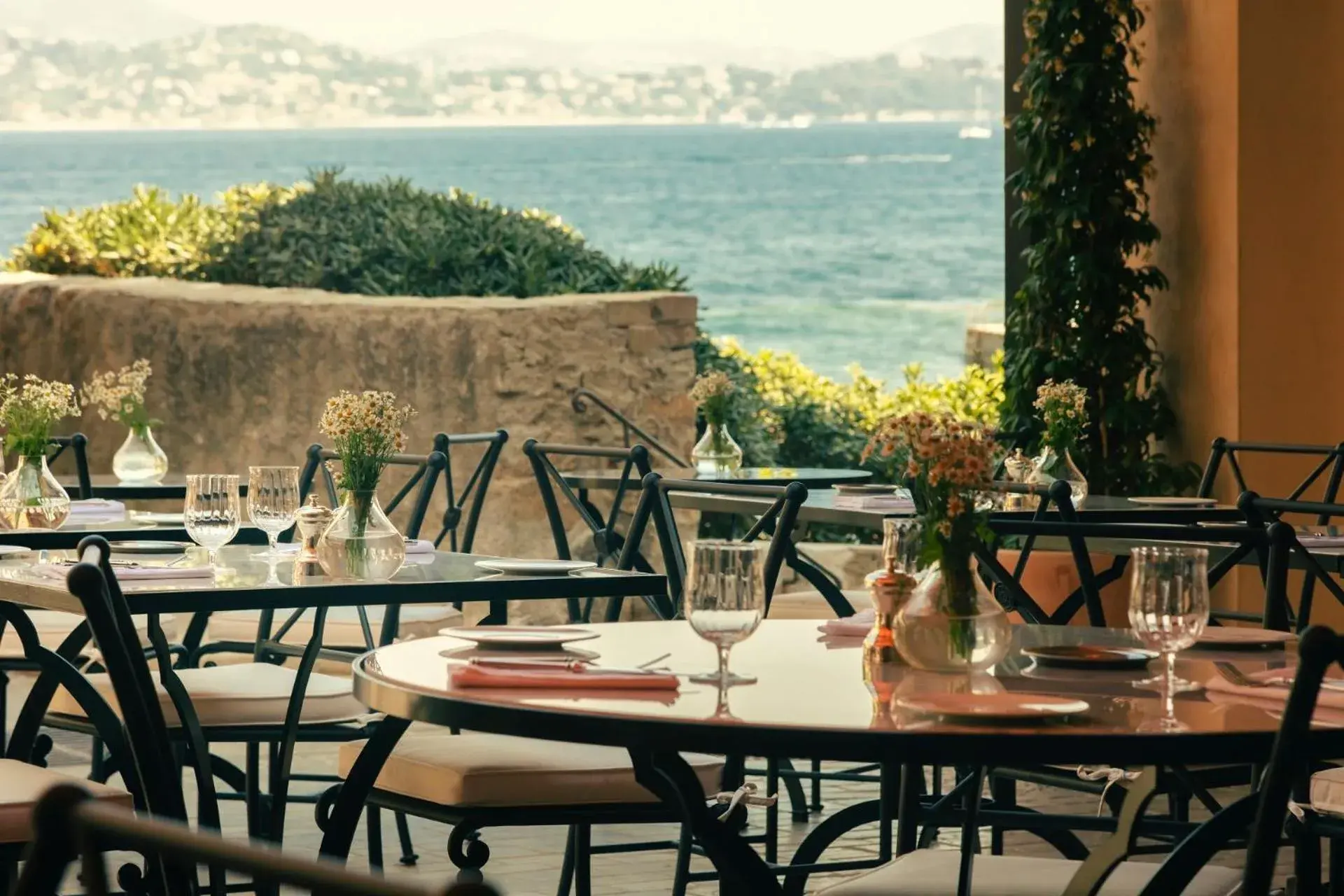 Balcony/Terrace, Restaurant/Places to Eat in Hotel la Ponche