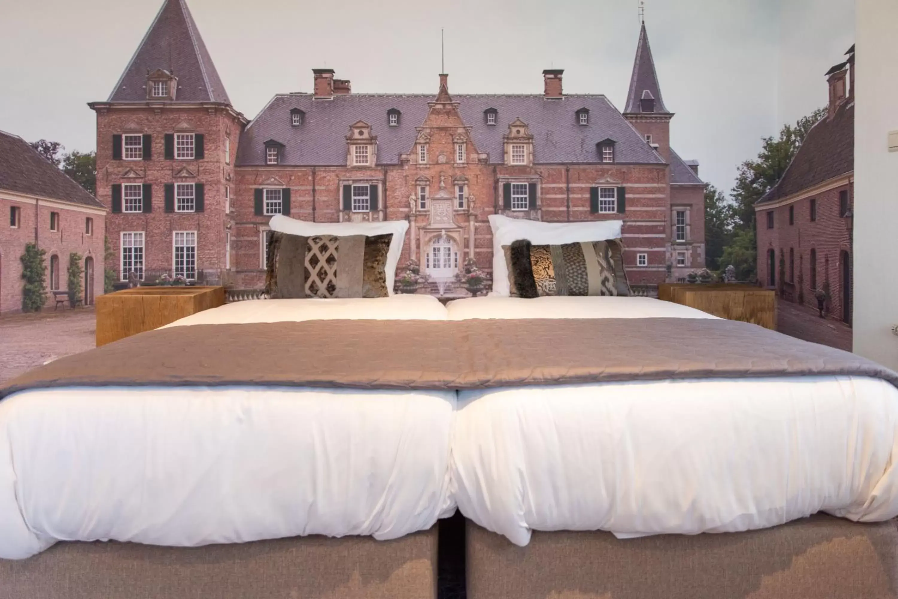 Bed in Landgoed Hotel & Restaurant Carelshaven