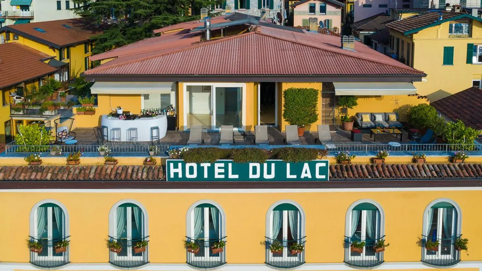 Property Building in Hotel Du Lac