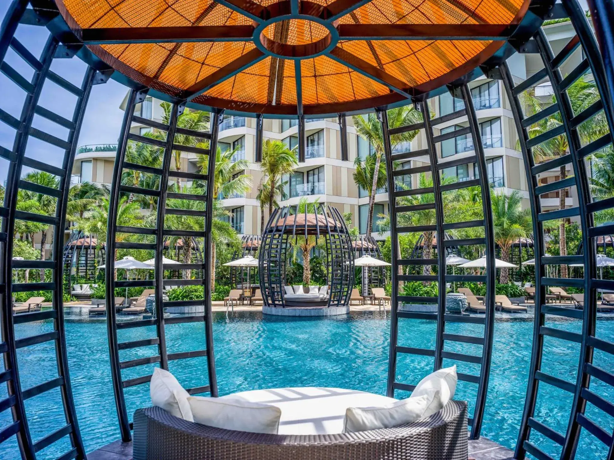Lobby or reception, Swimming Pool in InterContinental Phu Quoc Long Beach Resort, an IHG Hotel