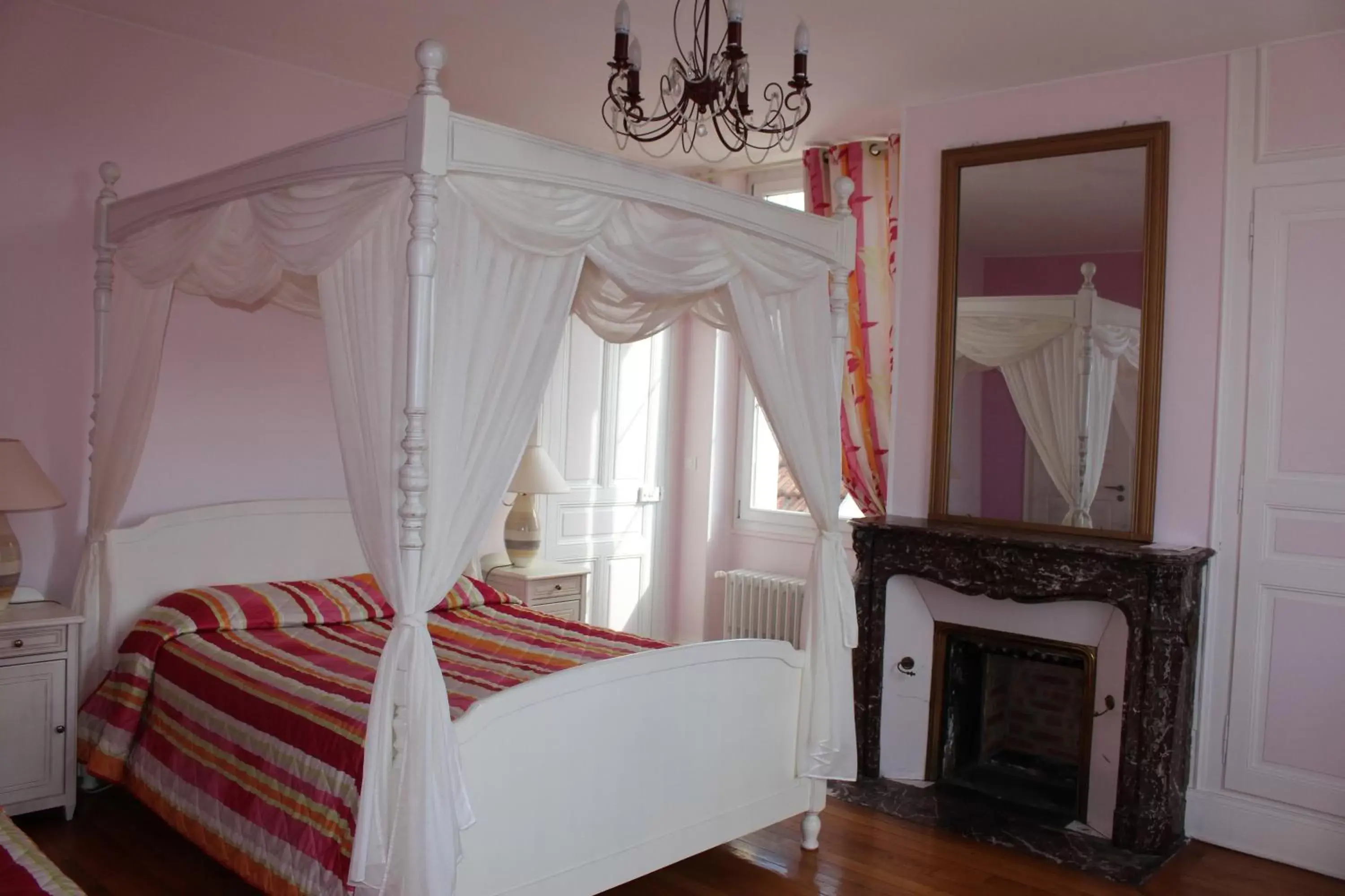 Bed in Manoir François 1er