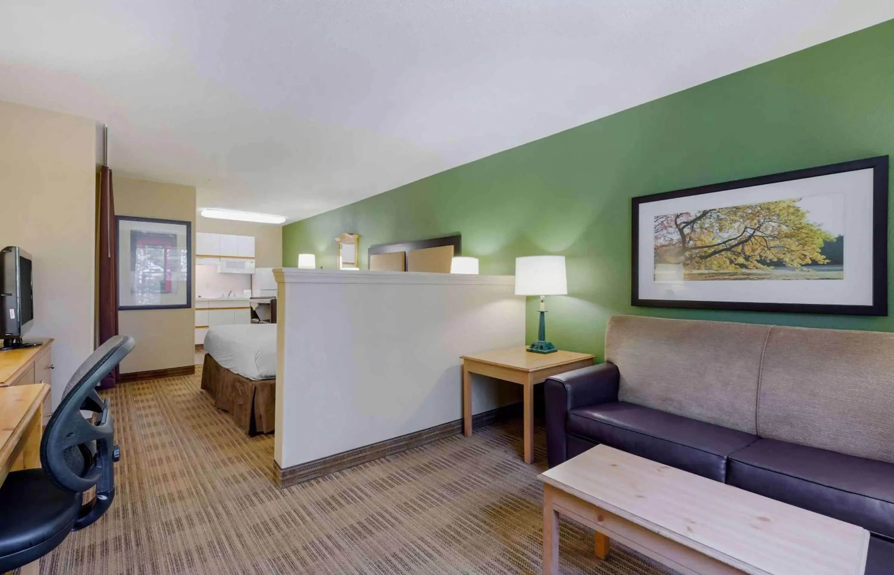 Bedroom, Seating Area in Extended Stay America Suites - Washington, DC - Fairfax - Fair Oaks