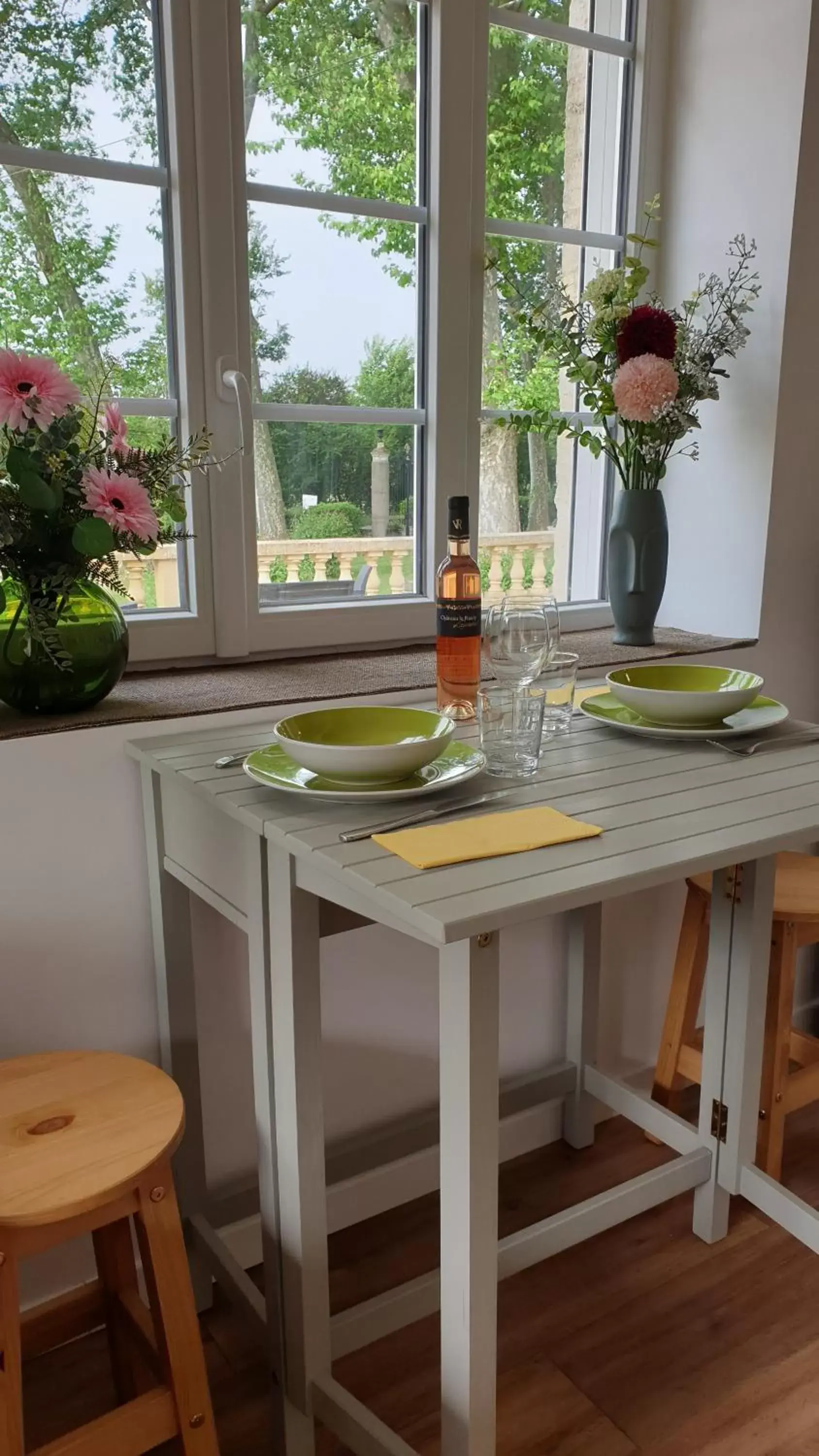 Dining Area in Château Puygrenier